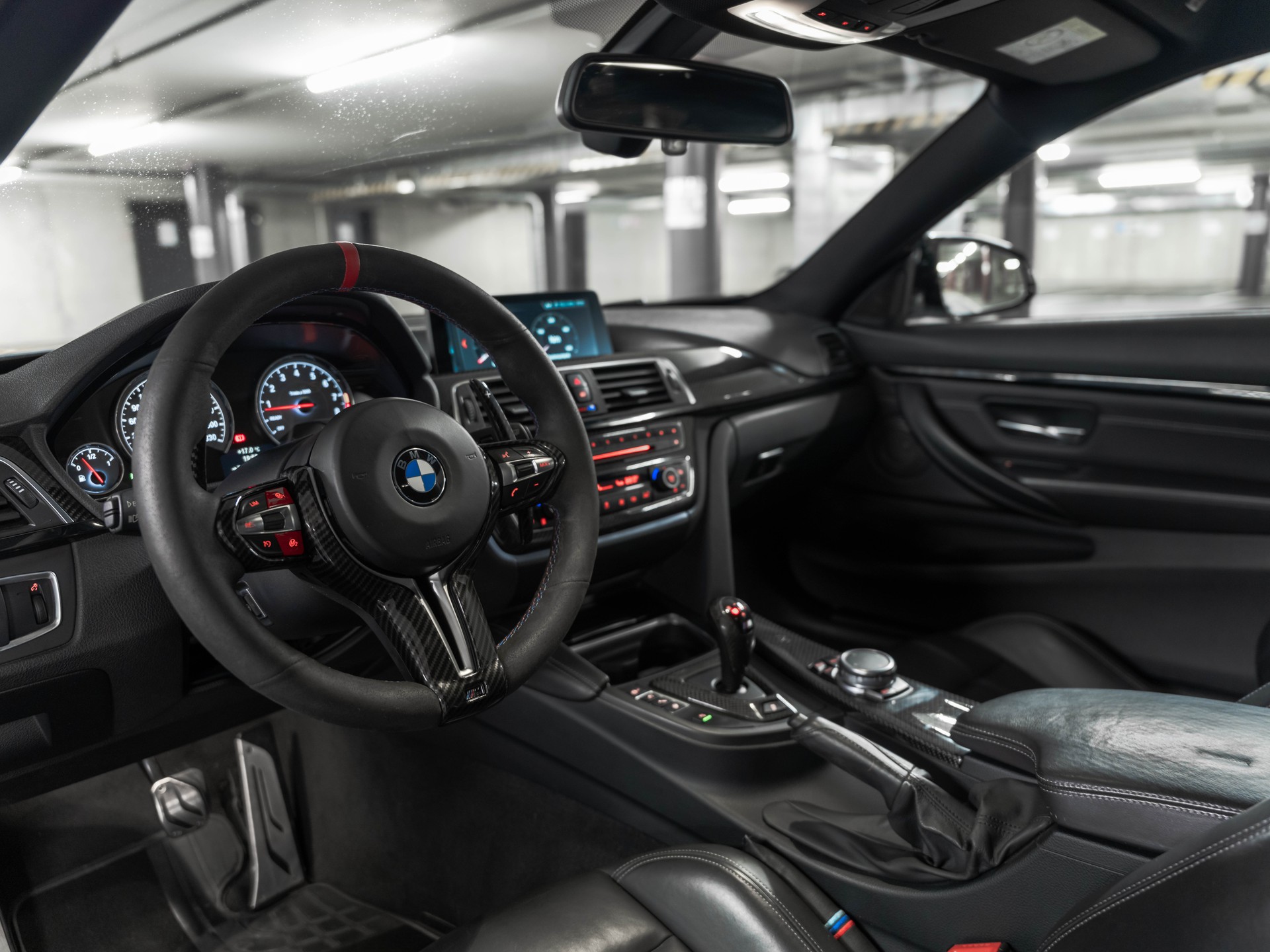 BMW M4 Coupé DKG M-Performance-image-30