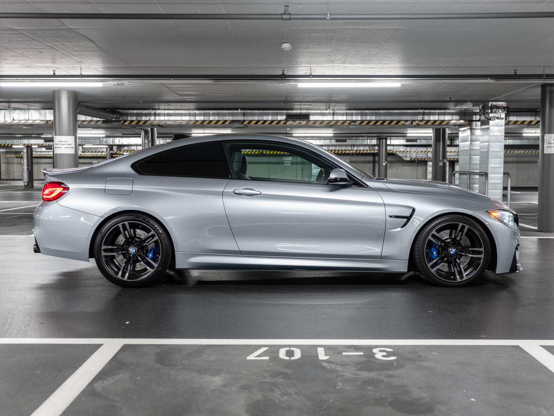 BMW M4 Coupé DKG M-Performance-image-14