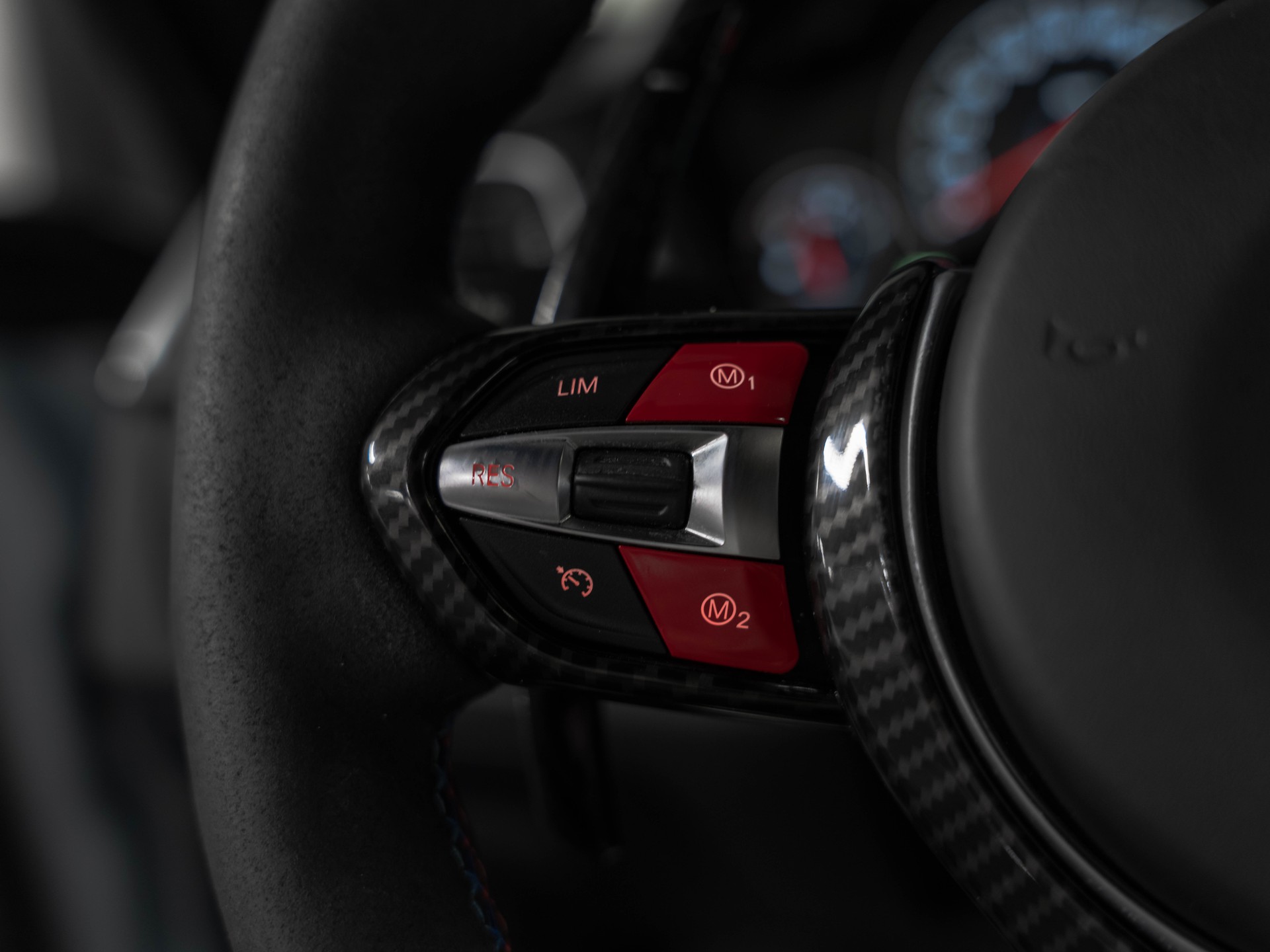 BMW M4 Coupé DKG M-Performance-image-22