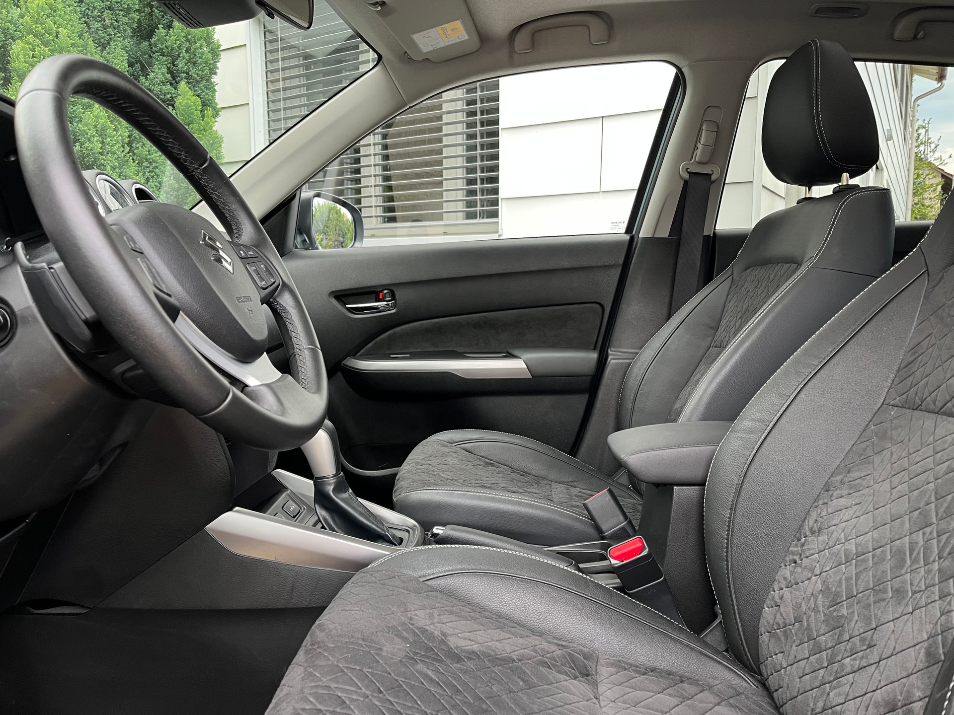 SUZUKI Vitara 1.4 4x4 Boosterjet Compact Top Automatic Allgrip *Vollausstattung*aus 1. Hand*Garantie*-image-5