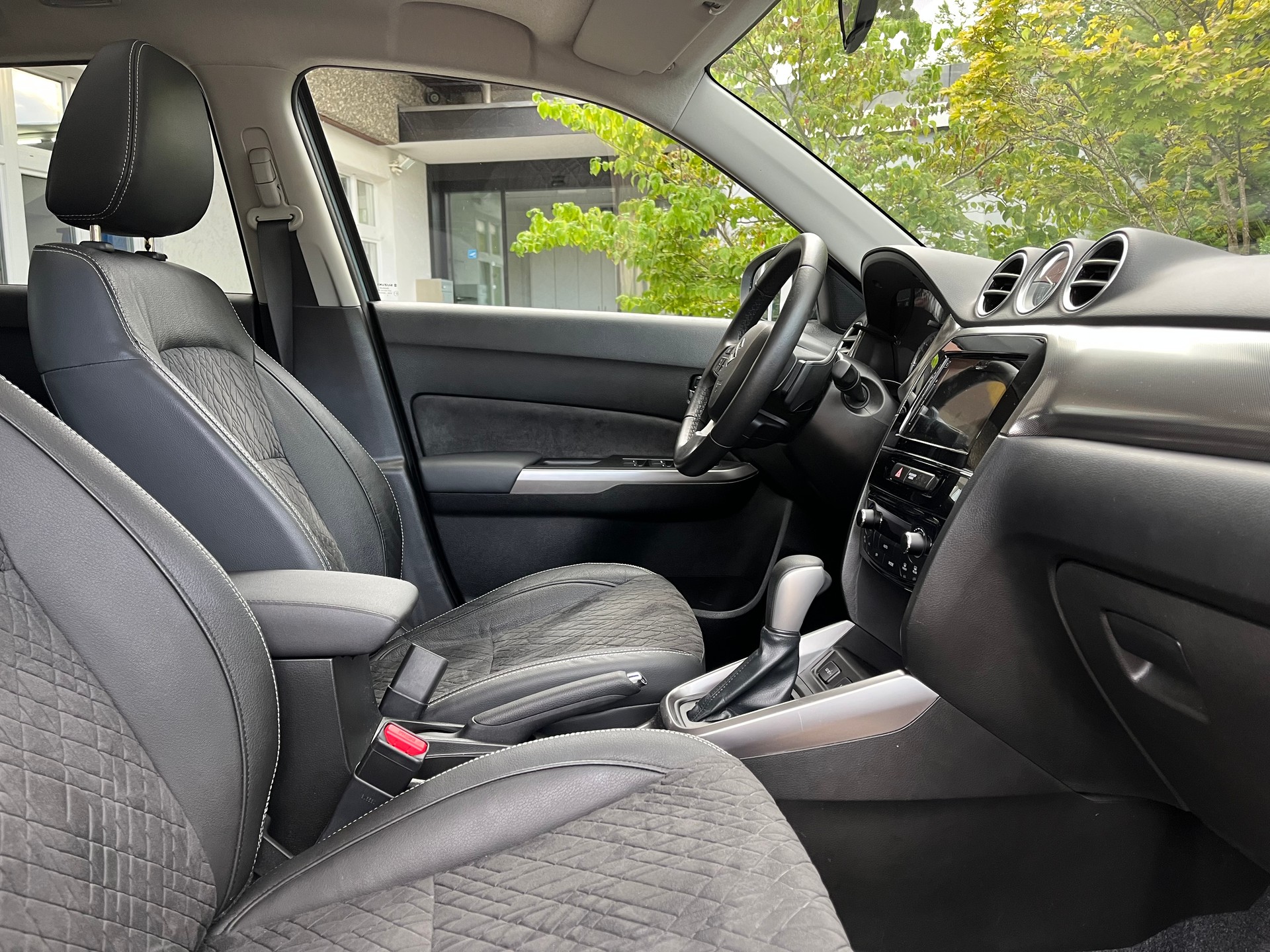 SUZUKI Vitara 1.4 4x4 Boosterjet Compact Top Automatic Allgrip *Vollausstattung*aus 1. Hand*Garantie*-image-6