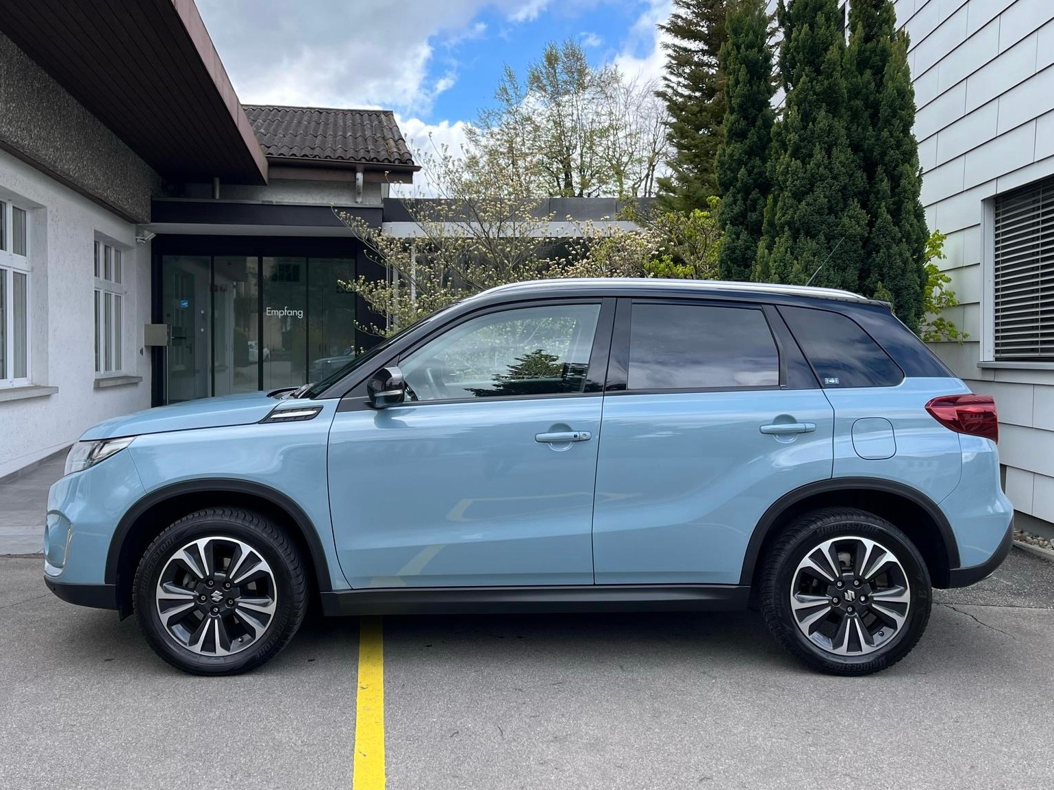 SUZUKI Vitara 1.4 4x4 Boosterjet Compact Top Automatic Allgrip *Vollausstattung*aus 1. Hand*Garantie*-image-4
