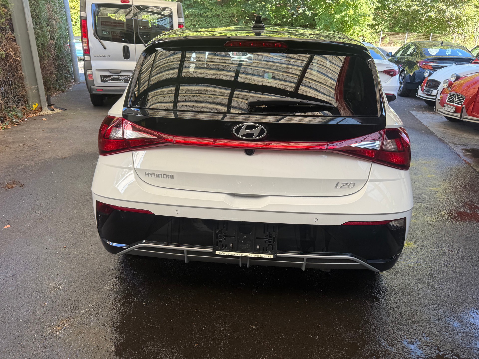 HYUNDAI i20 1.0 T-GDi Amplia DCT-image-2