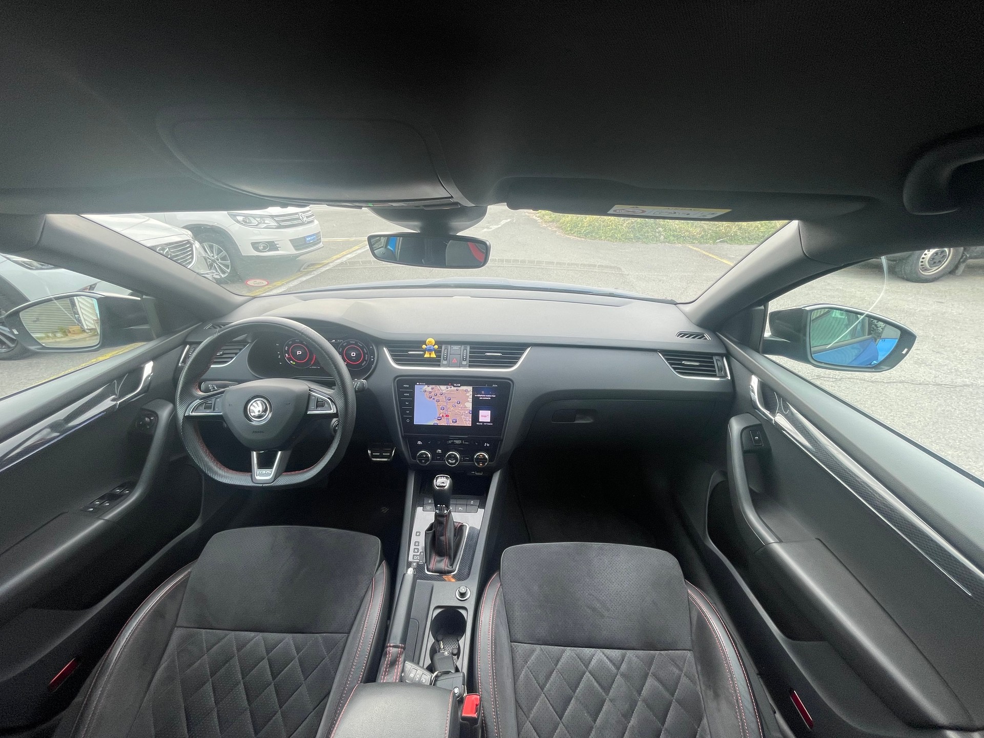 SKODA Octavia Combi 2.0 TDI RS 4x4 DSG-image-7