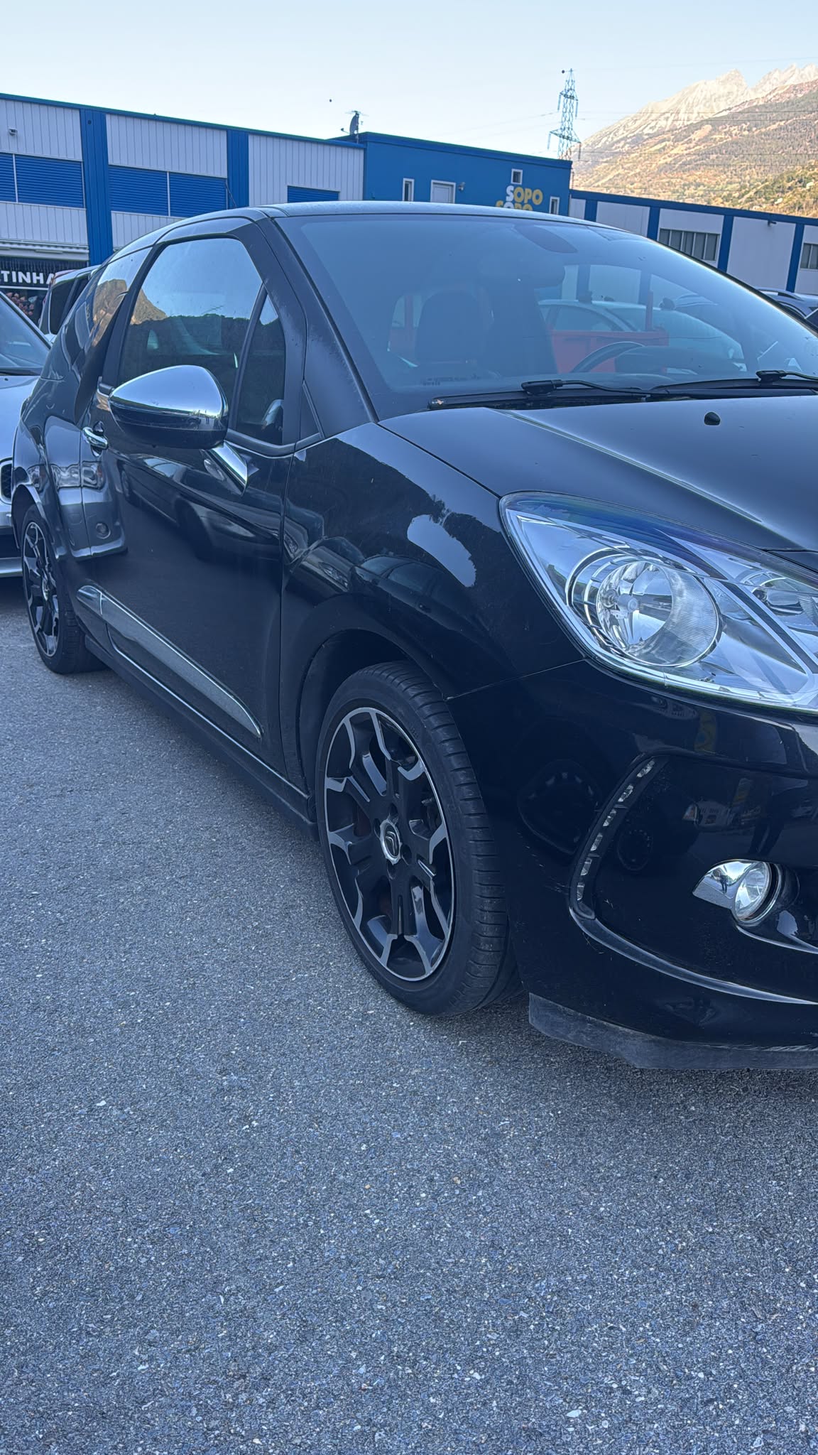 DS AUTOMOBILES DS3 1.6 THP Sport Chic-image-1