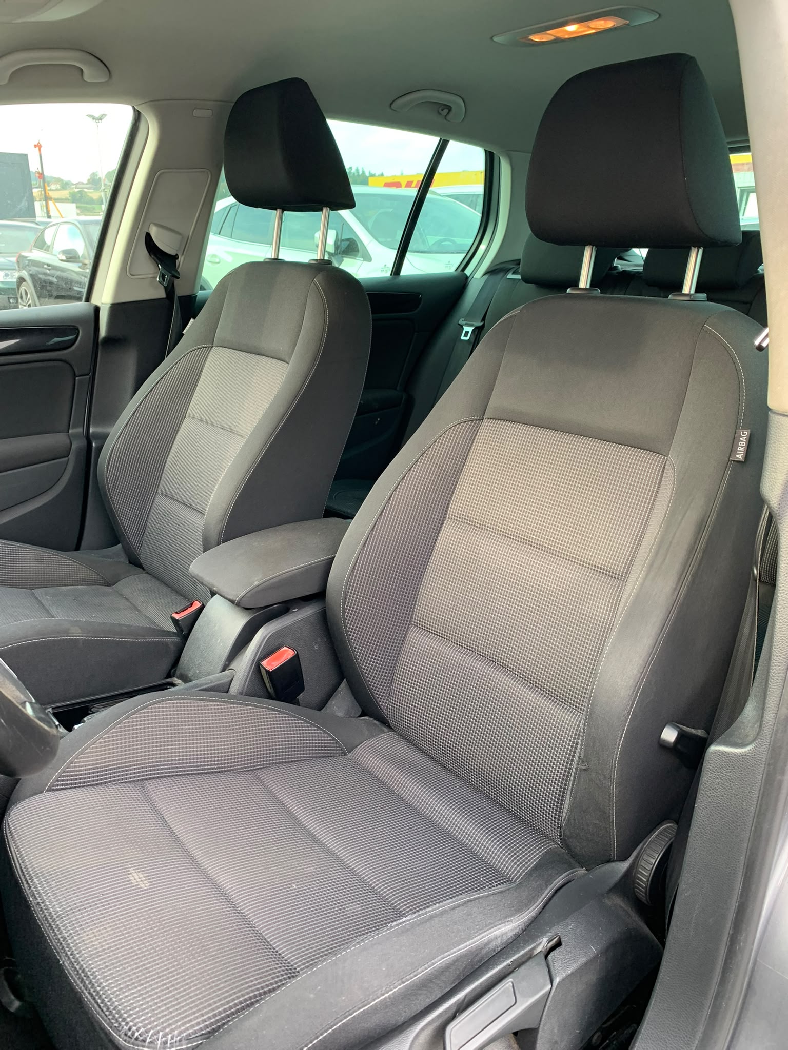 VW Golf 1.4 TSI Comfortline (Klimatronik * Alufelgen * Radio CD * Multilenkrad * BO5)-image-13
