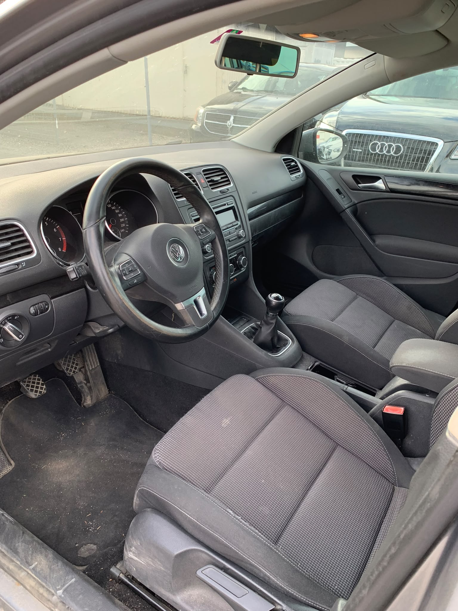 VW Golf 1.4 TSI Comfortline (Klimatronik * Alufelgen * Radio CD * Multilenkrad * BO5)-image-12