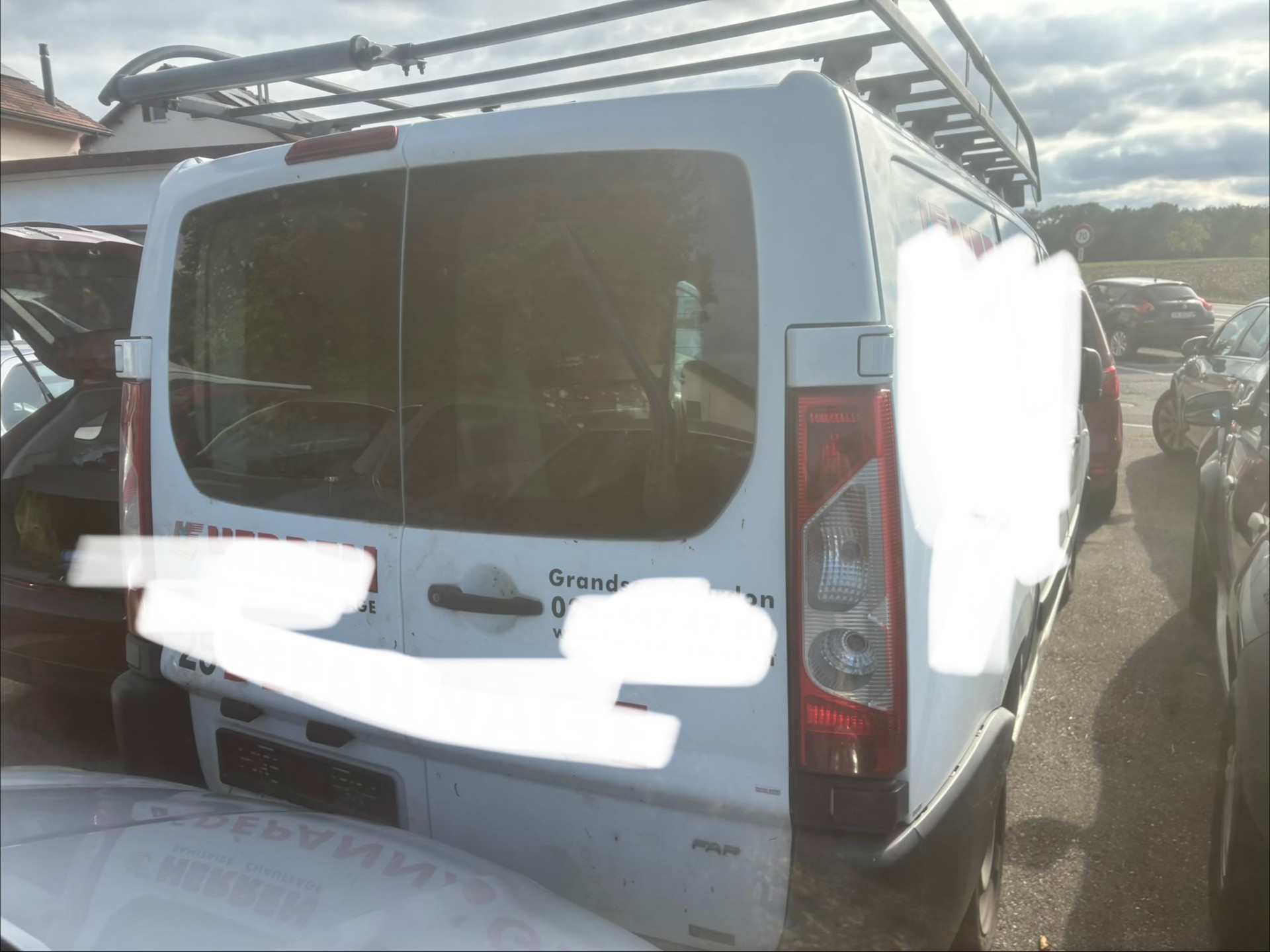 PEUGEOT Expert 2.0 HDi 229 L2H1-image-4