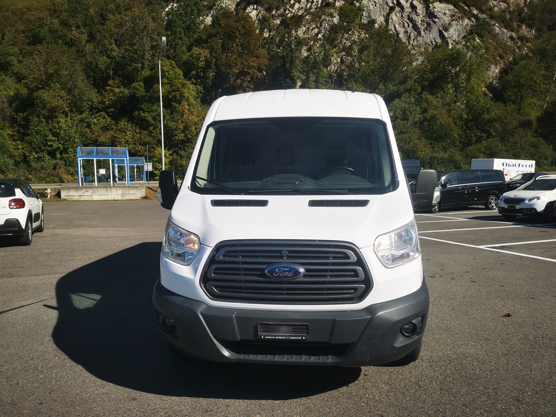 FORD Transit Van 350 L3H2 Ambiente 4WD-image-2