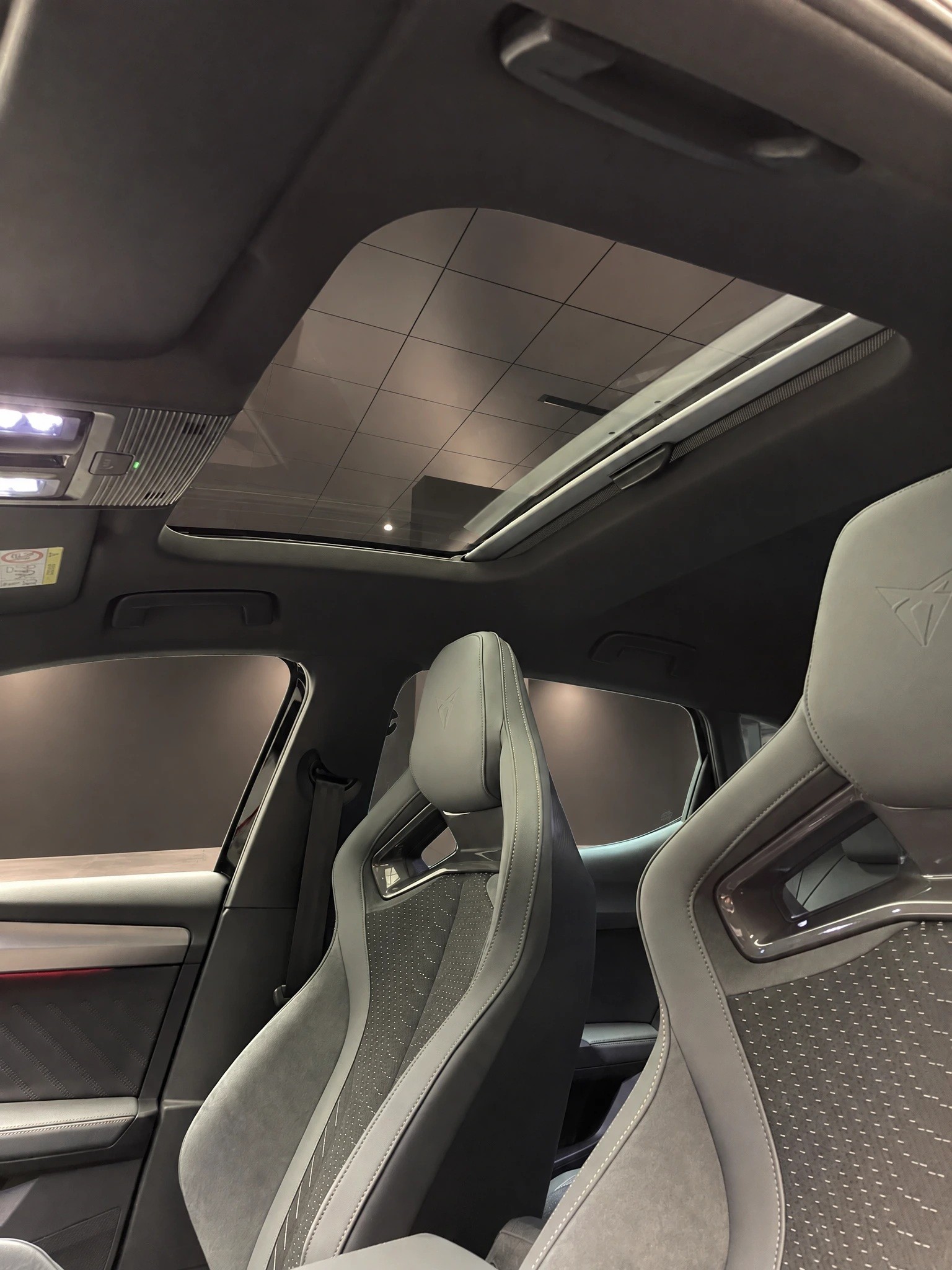 CUPRA LEON 2.0 TSI VZ Performance Prime Edition DSG-image-9