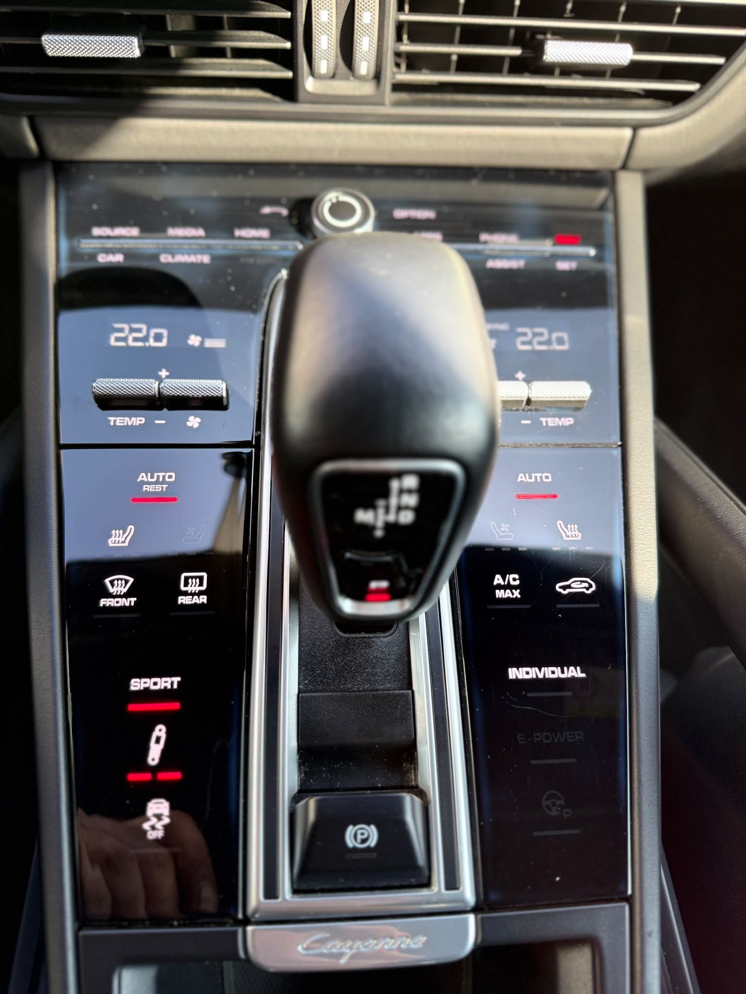 PORSCHE Cayenne 3.0 V6-image-22