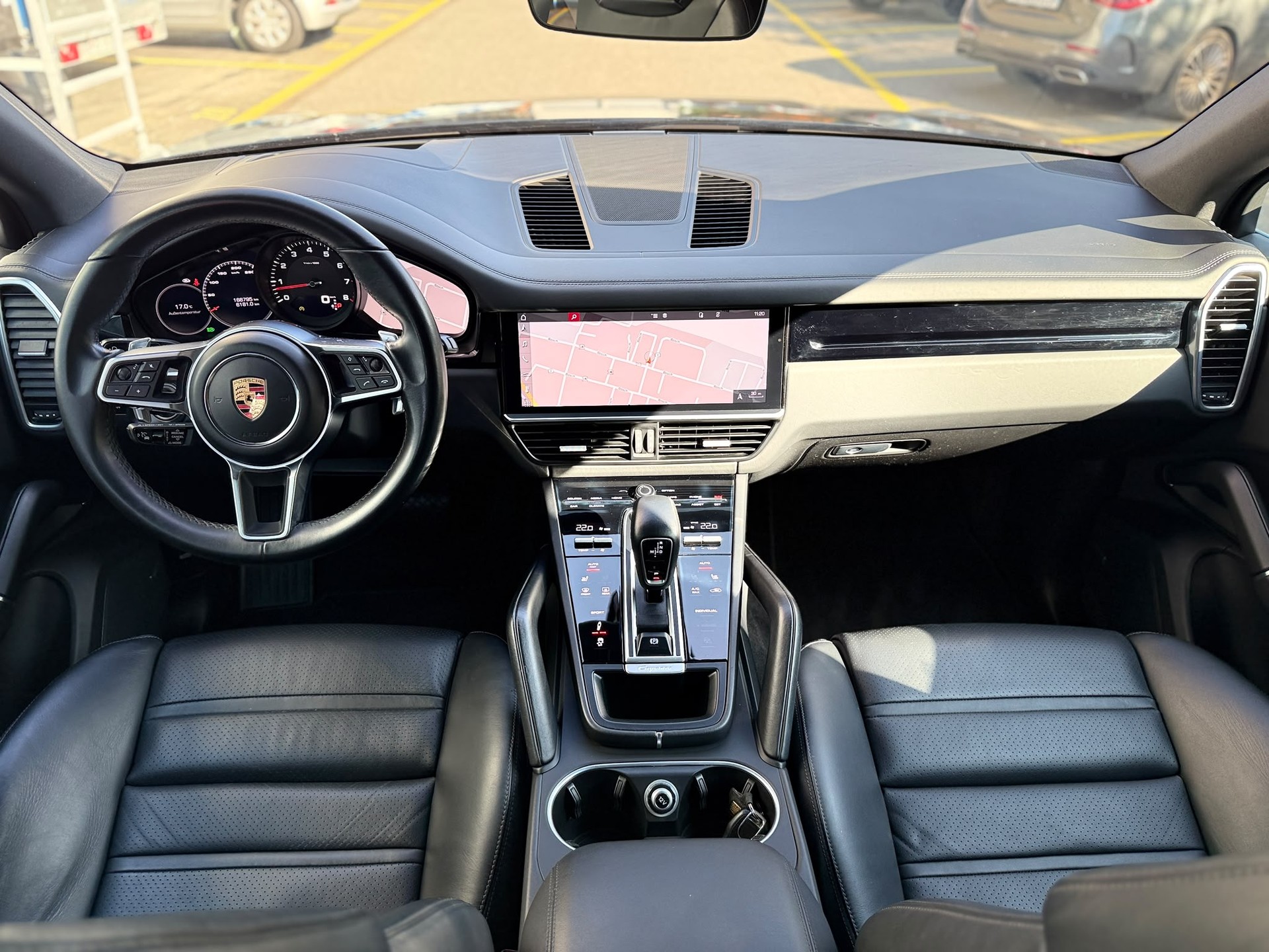 PORSCHE Cayenne 3.0 V6-image-11
