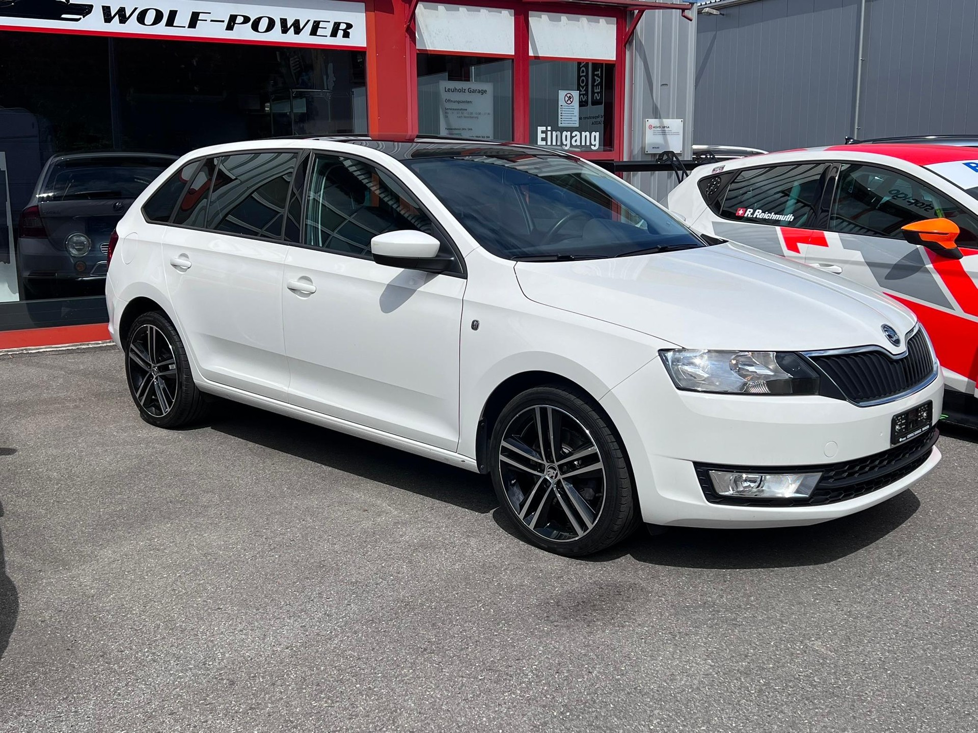 SKODA Rapid Spaceback 1.4 TSI Elegance DSG-image-1