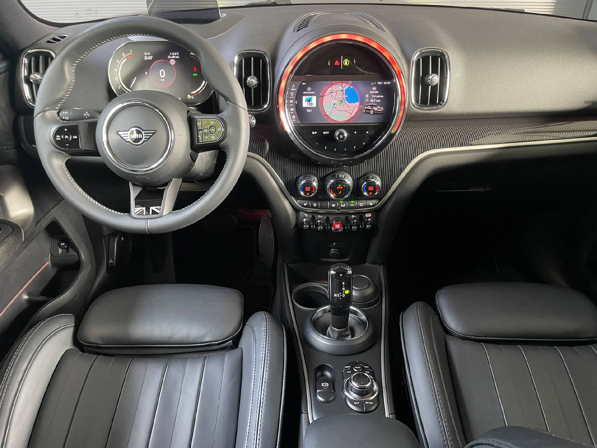 MINI Countryman F60 2.0i Cooper S ALL4-image-6