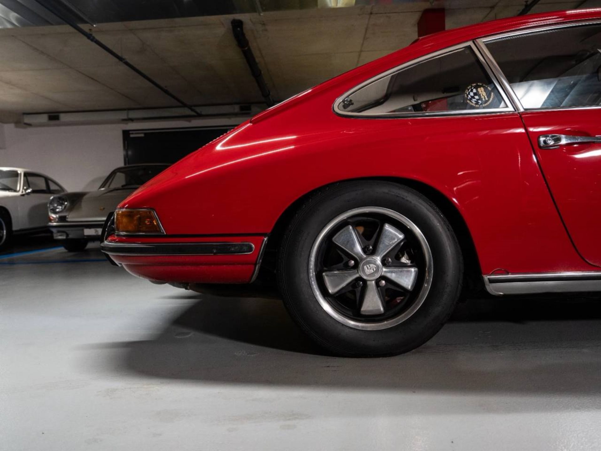 PORSCHE 911 S 2.0 Coupé-image-18