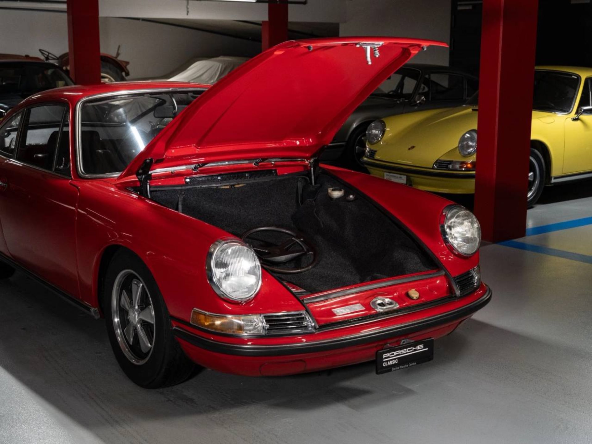 PORSCHE 911 S 2.0 Coupé-image-3