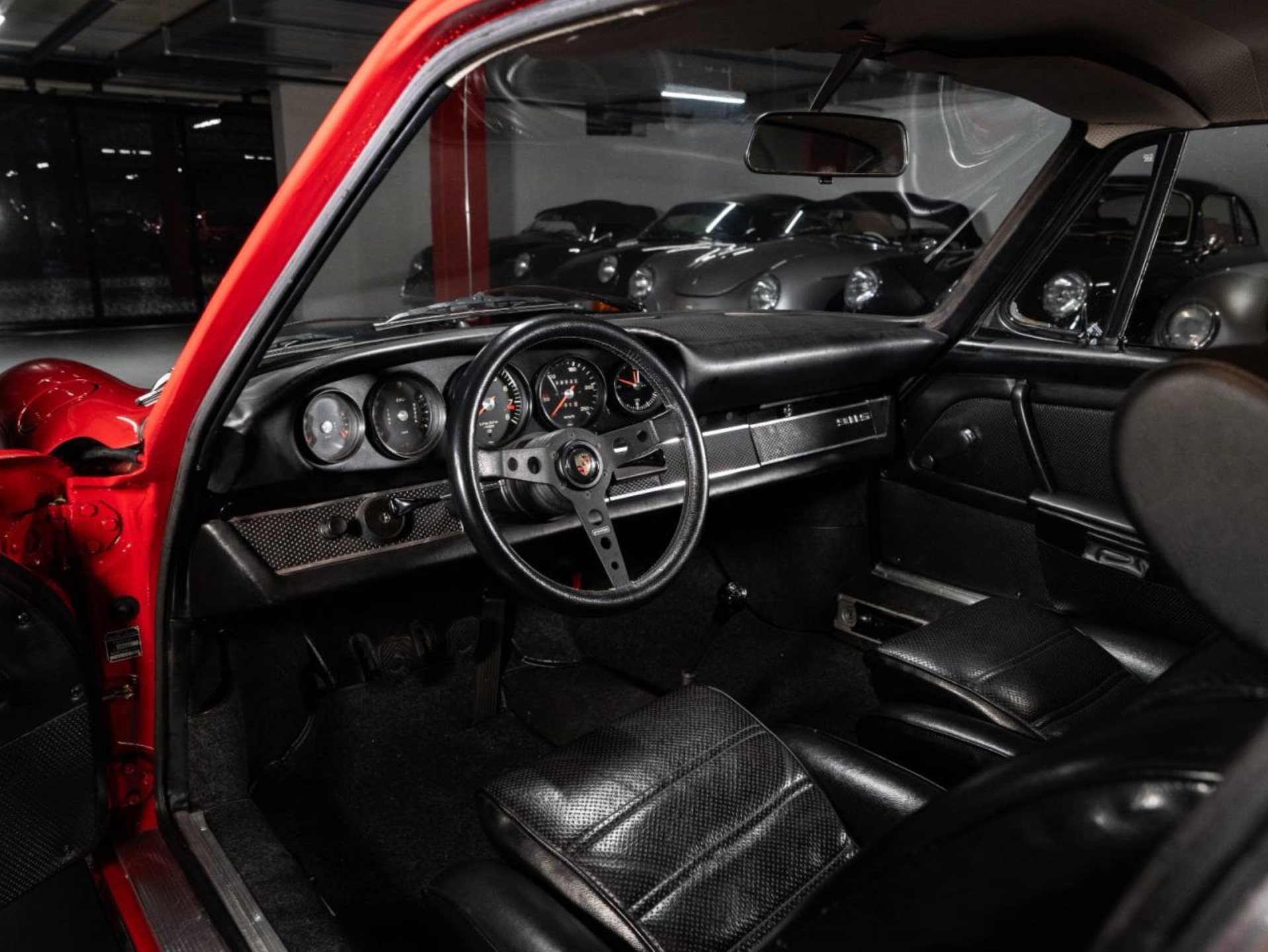 PORSCHE 911 S 2.0 Coupé-image-12