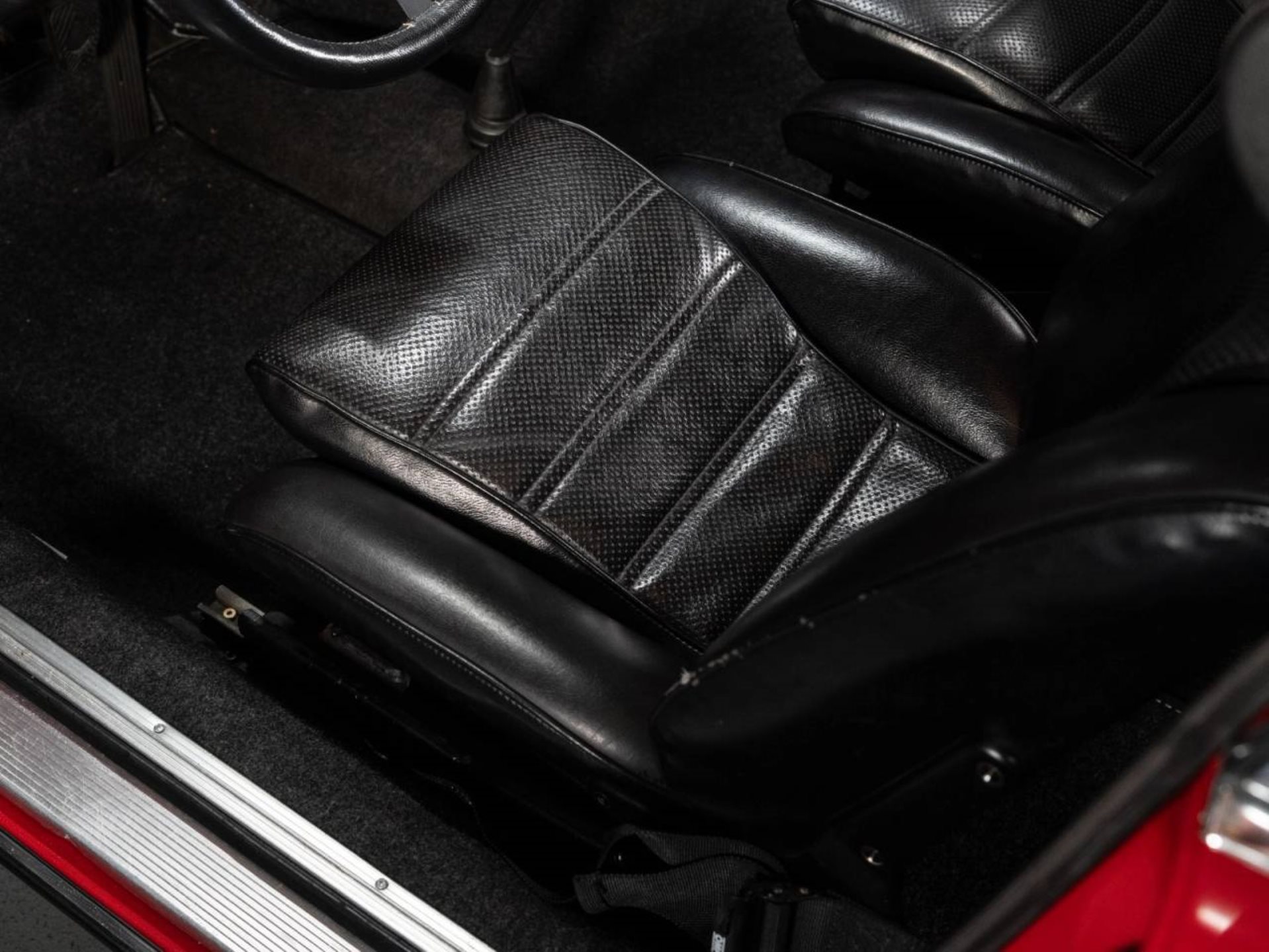 PORSCHE 911 S 2.0 Coupé-image-13