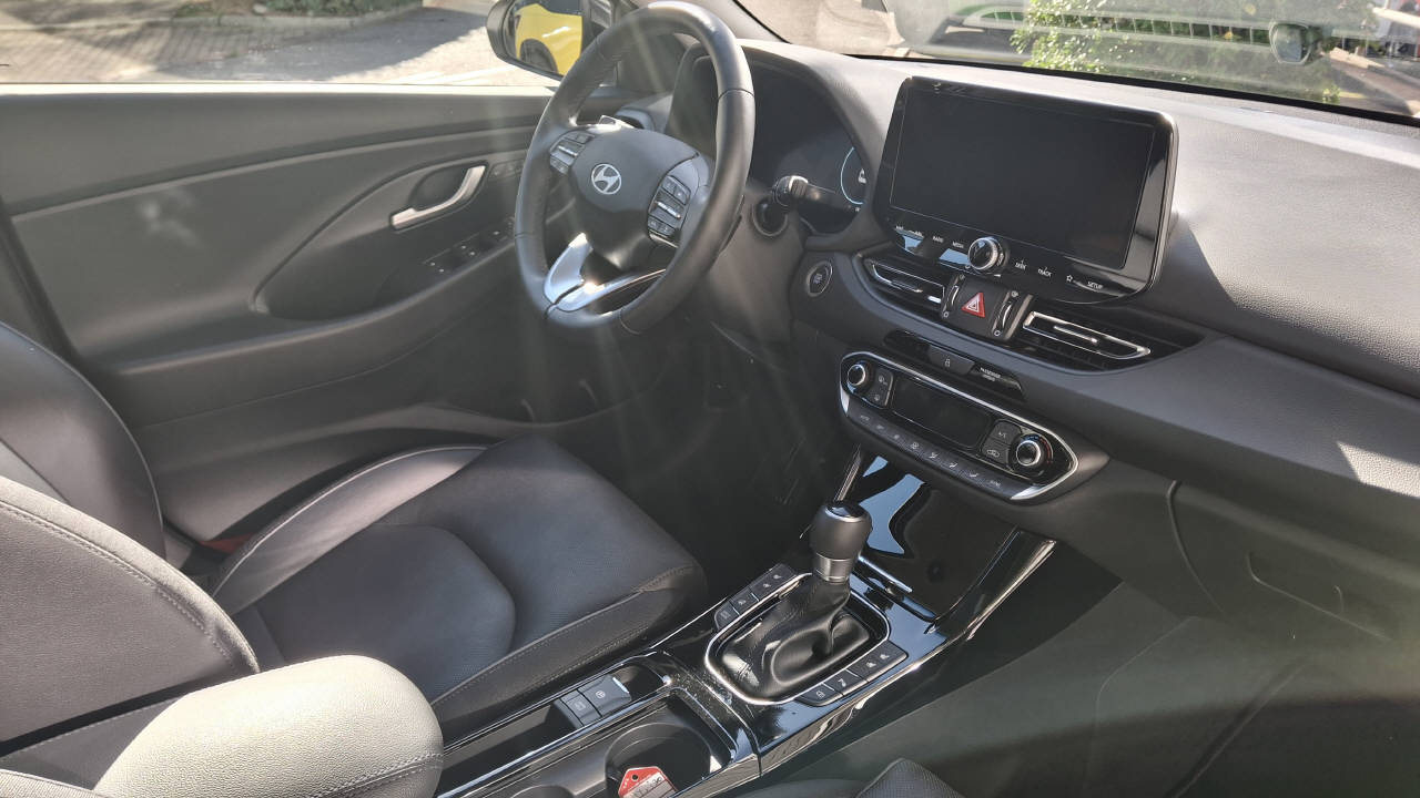 HYUNDAI i30 1.5 T-GDi Vertex-image-7