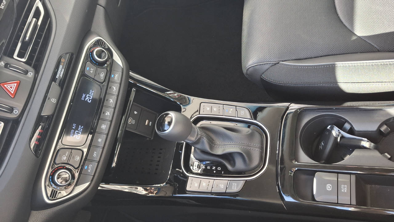 HYUNDAI i30 1.5 T-GDi Vertex-image-13
