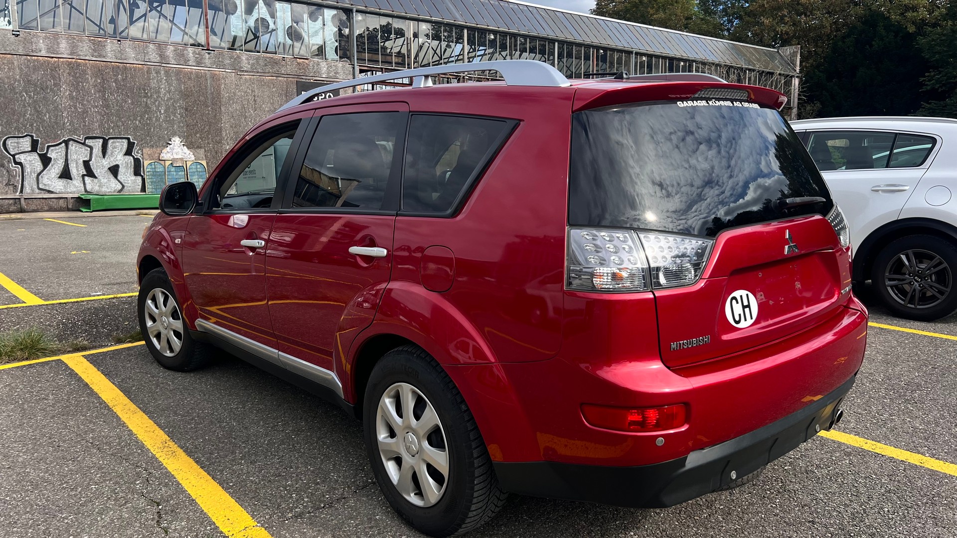 MITSUBISHI Outlander 2.2 DID Intense 4WD-image-3