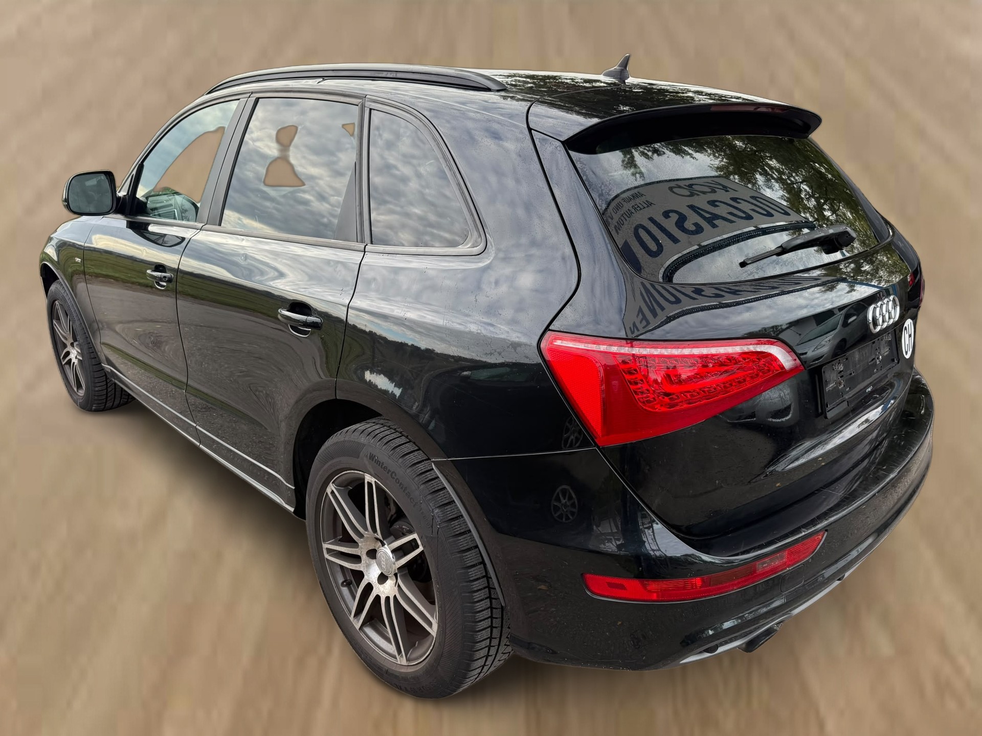 AUDI Q5 2.0 TFSI quattro S-tronic-image-3