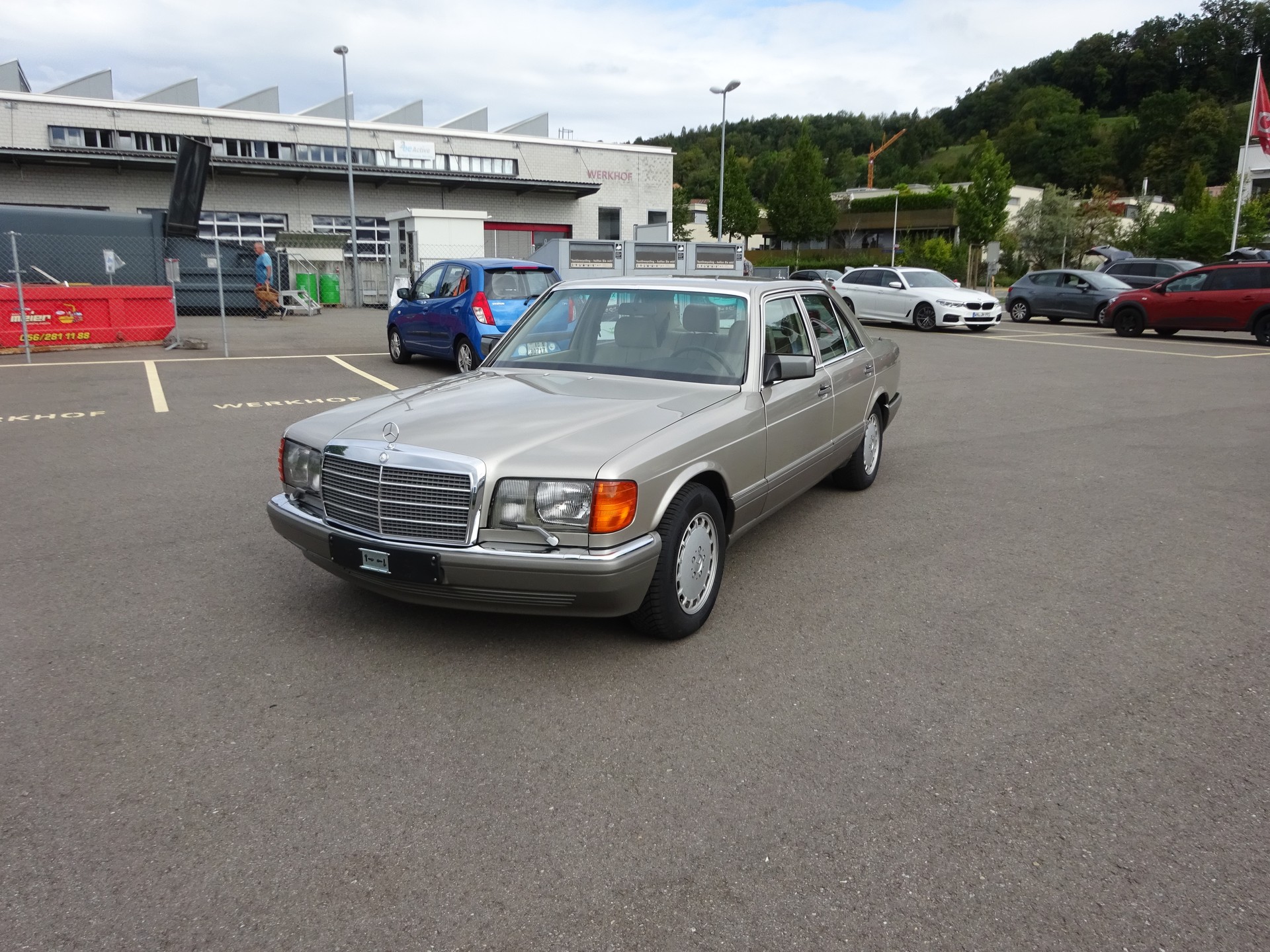 MERCEDES-BENZ 300 SE-image-1