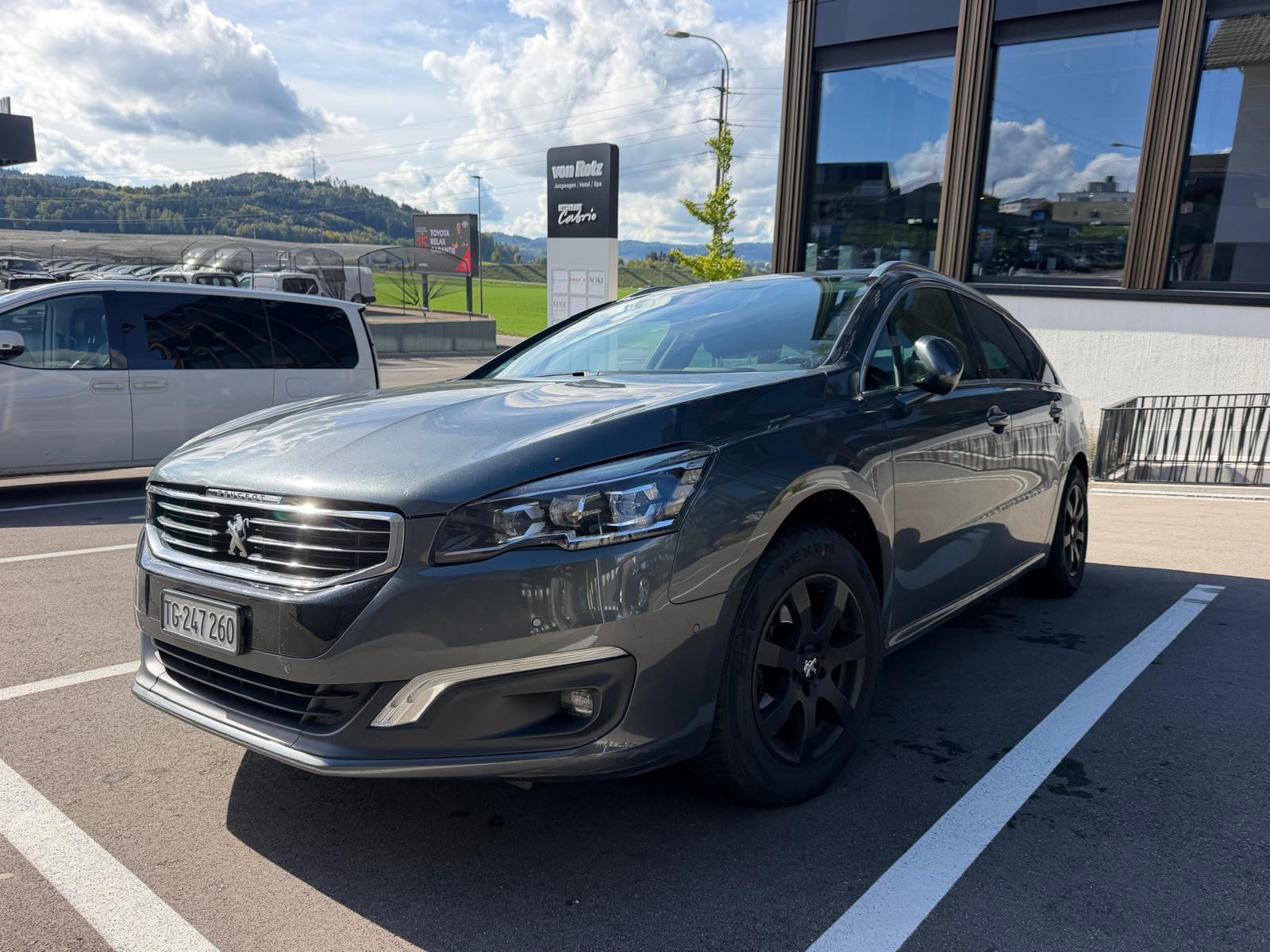 PEUGEOT 1.6 THP Allure S/S-image-1