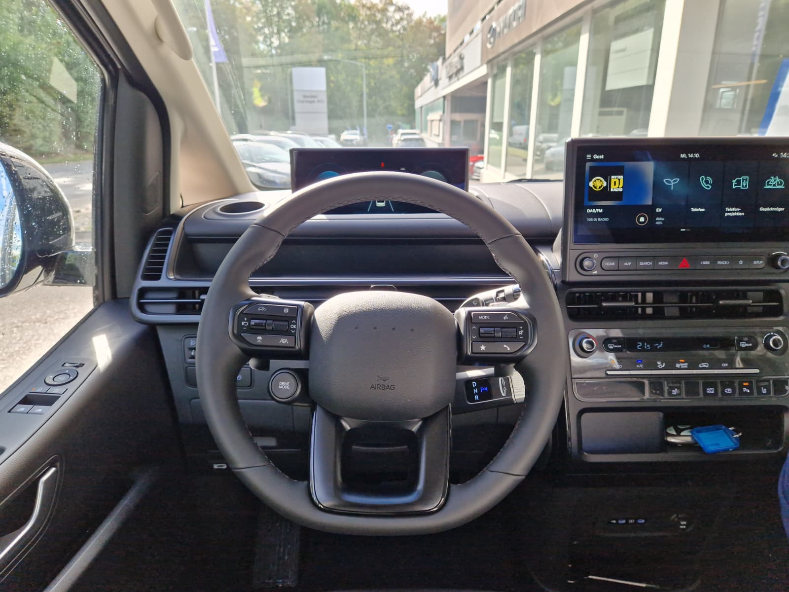 HYUNDAI Staria Cargo 84 kWh Amplia-image-6