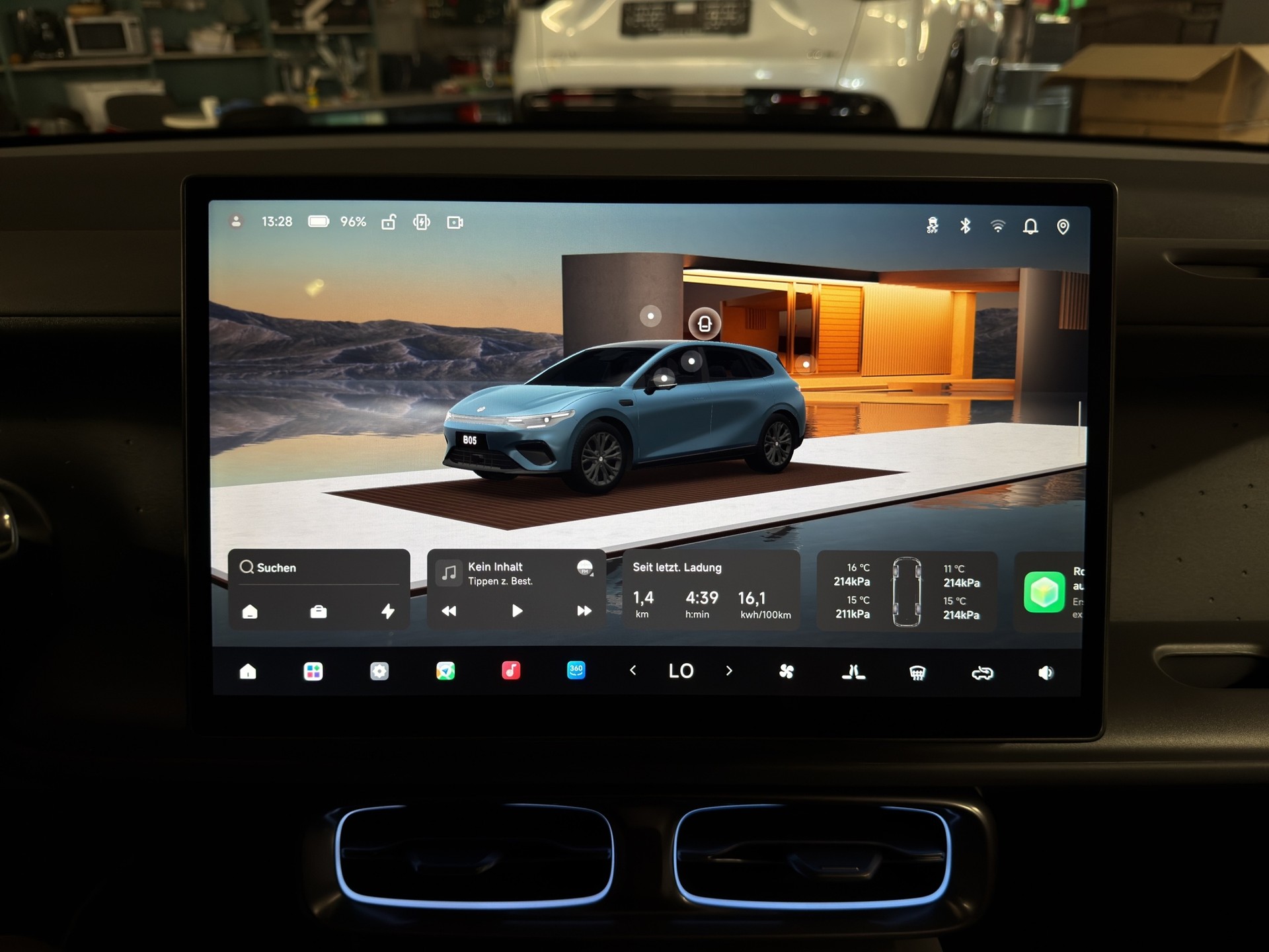 LEAPMOTOR B05 EV-image-10
