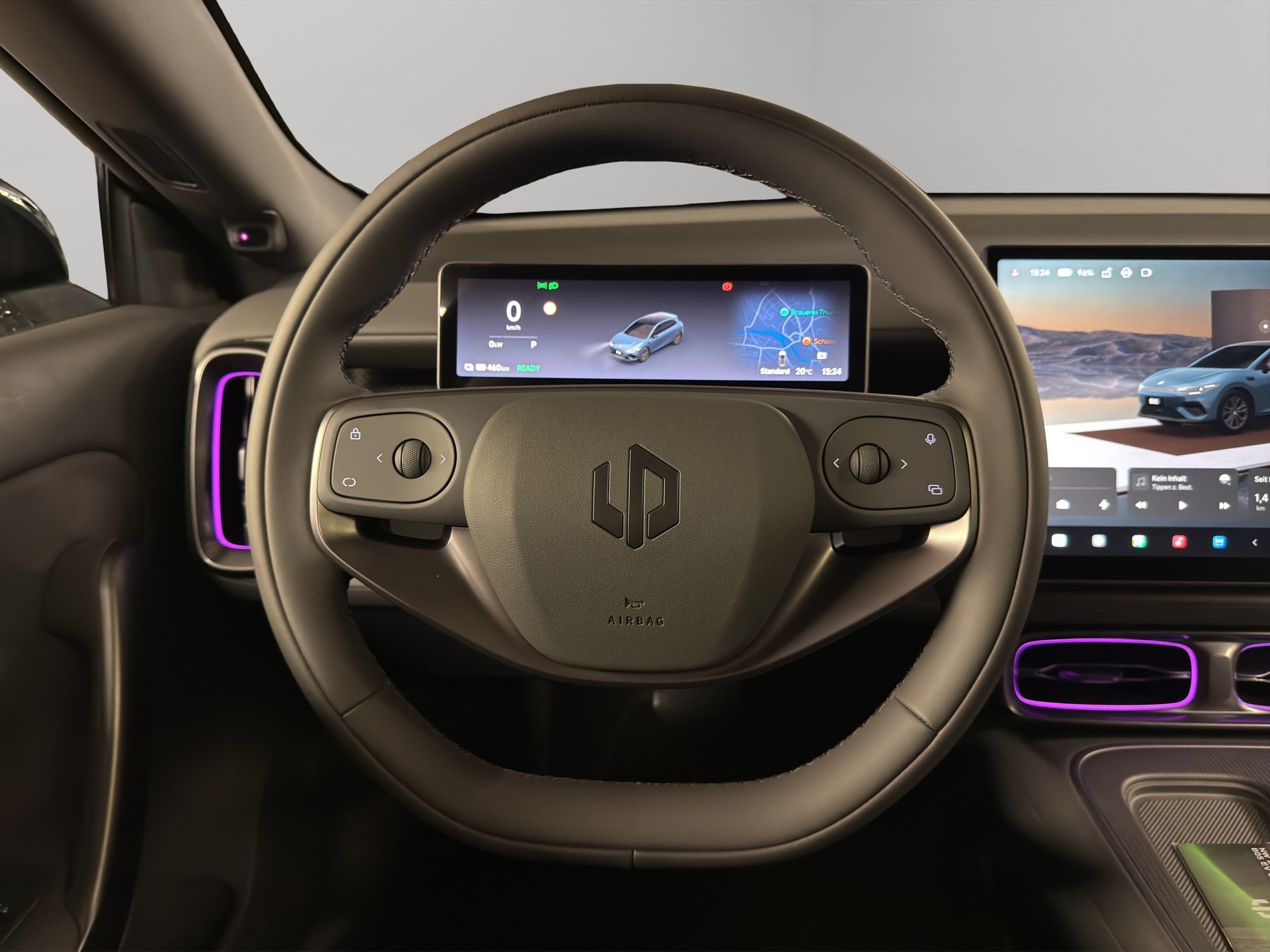 LEAPMOTOR B05 EV-image-5
