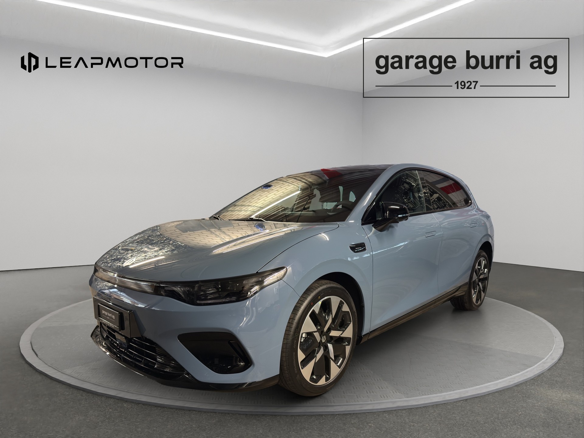 LEAPMOTOR B05 EV-image-0