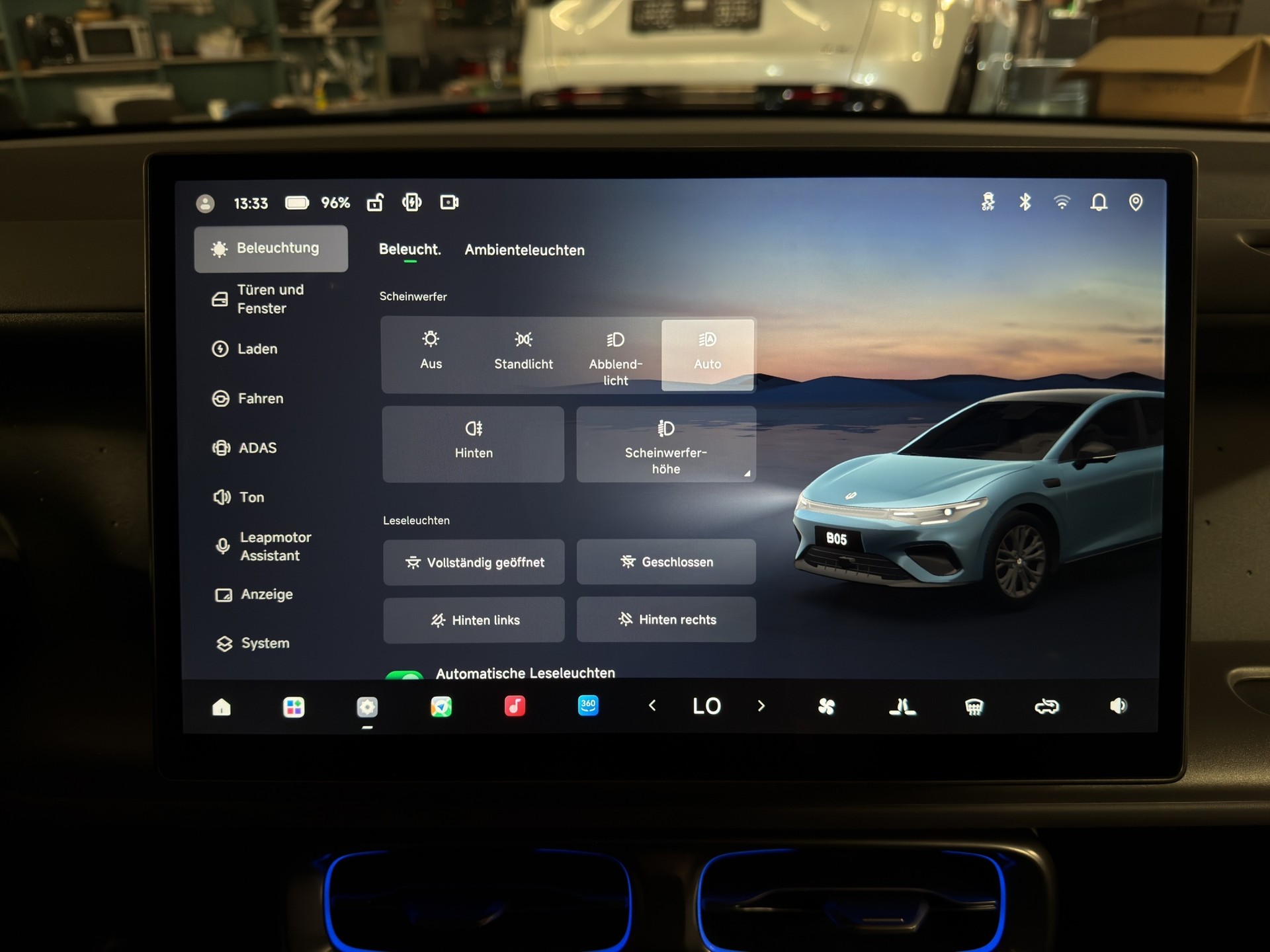 LEAPMOTOR B05 EV-image-9