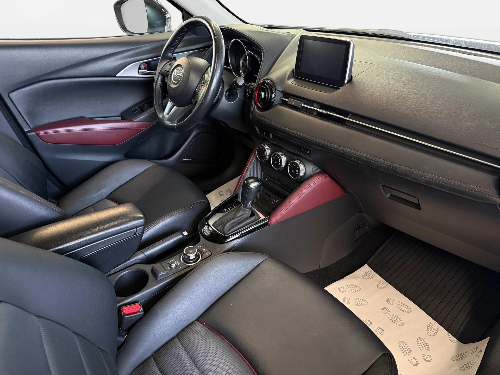 MAZDA CX-3 2.0 Revolution AWD Skyactiv Drive | CH-Auto | 1-Hand | Frisch MFK | AHK | Leder | Navi-image-9