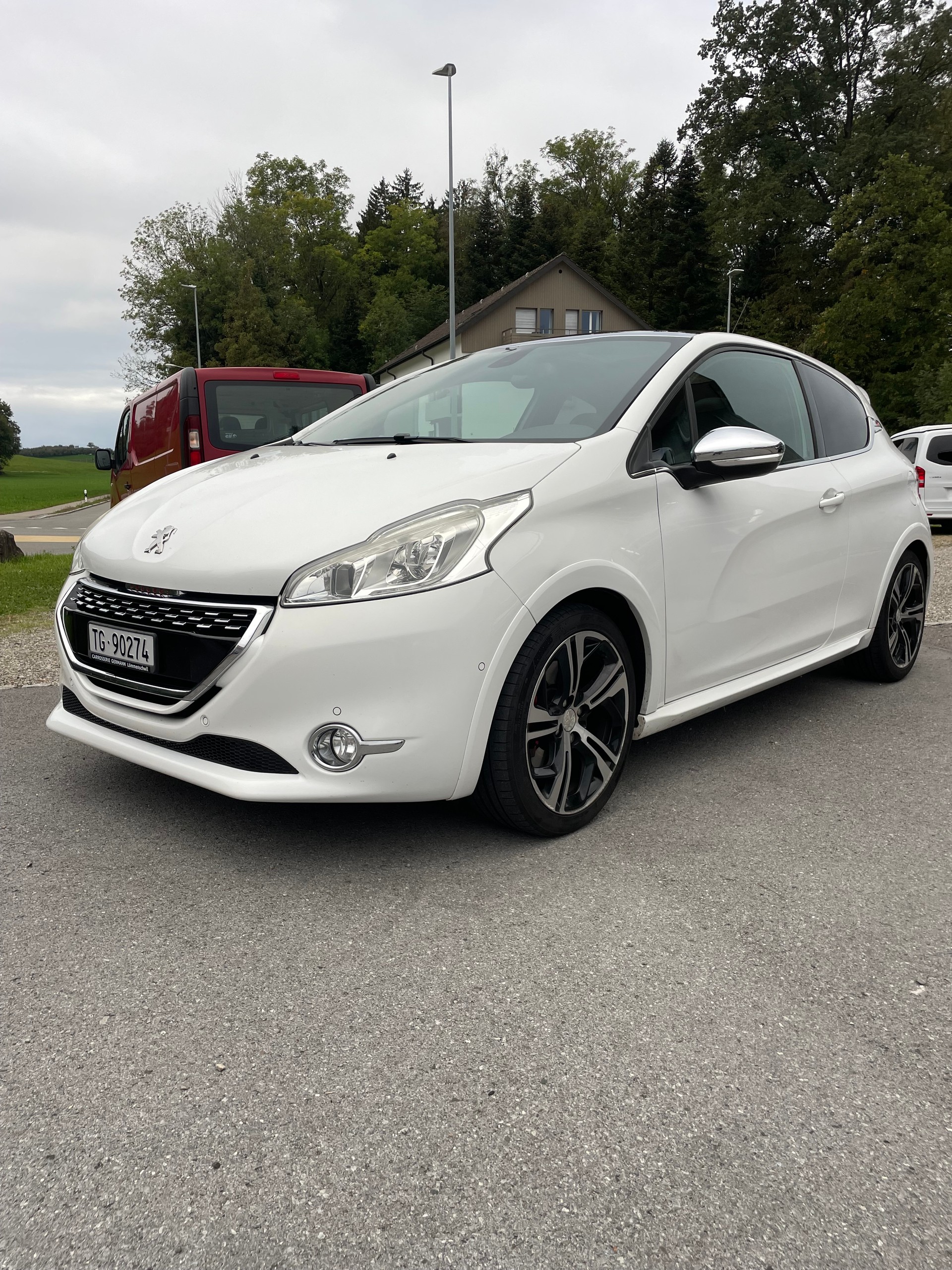 PEUGEOT 1.6 Turbo GTi-image-1