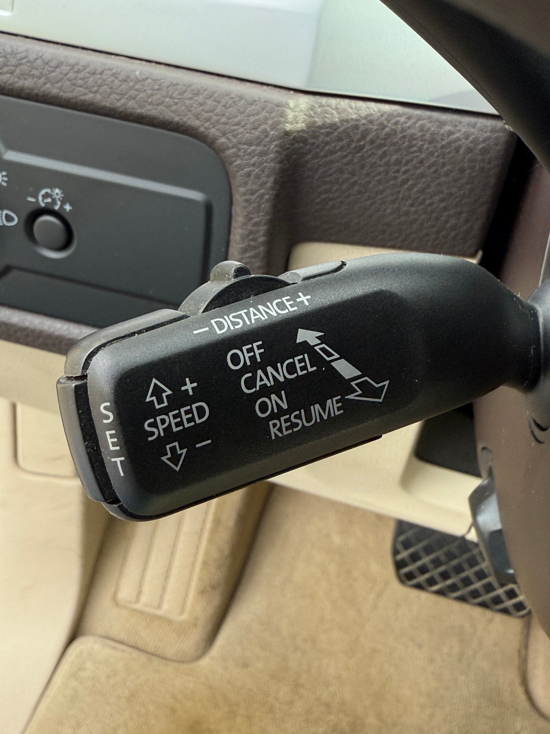 VW Touareg 3.0 TDI BlueMotion Technology Tiptronic-image-11
