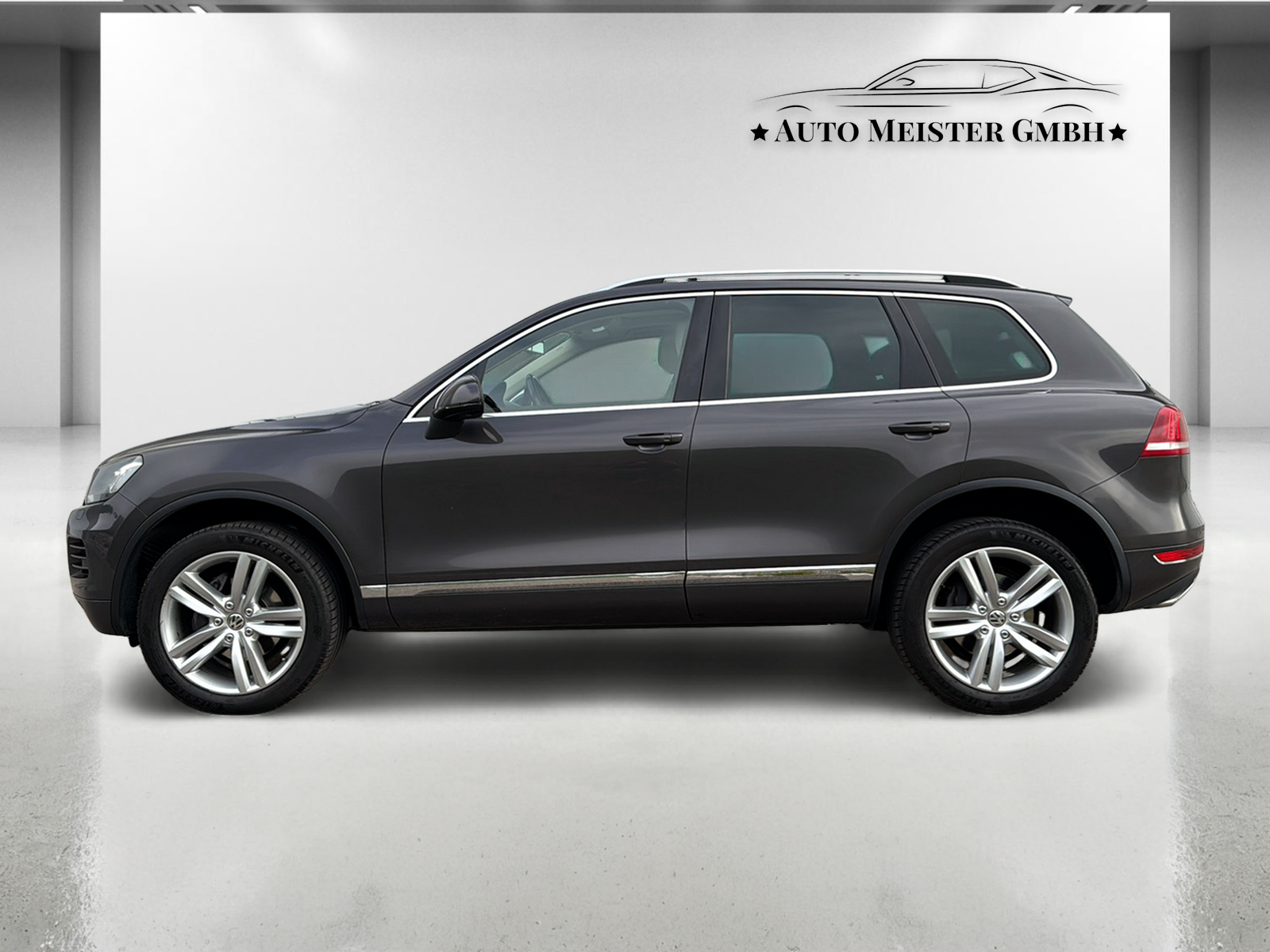 VW Touareg 3.0 TDI BlueMotion Technology Tiptronic-image-1
