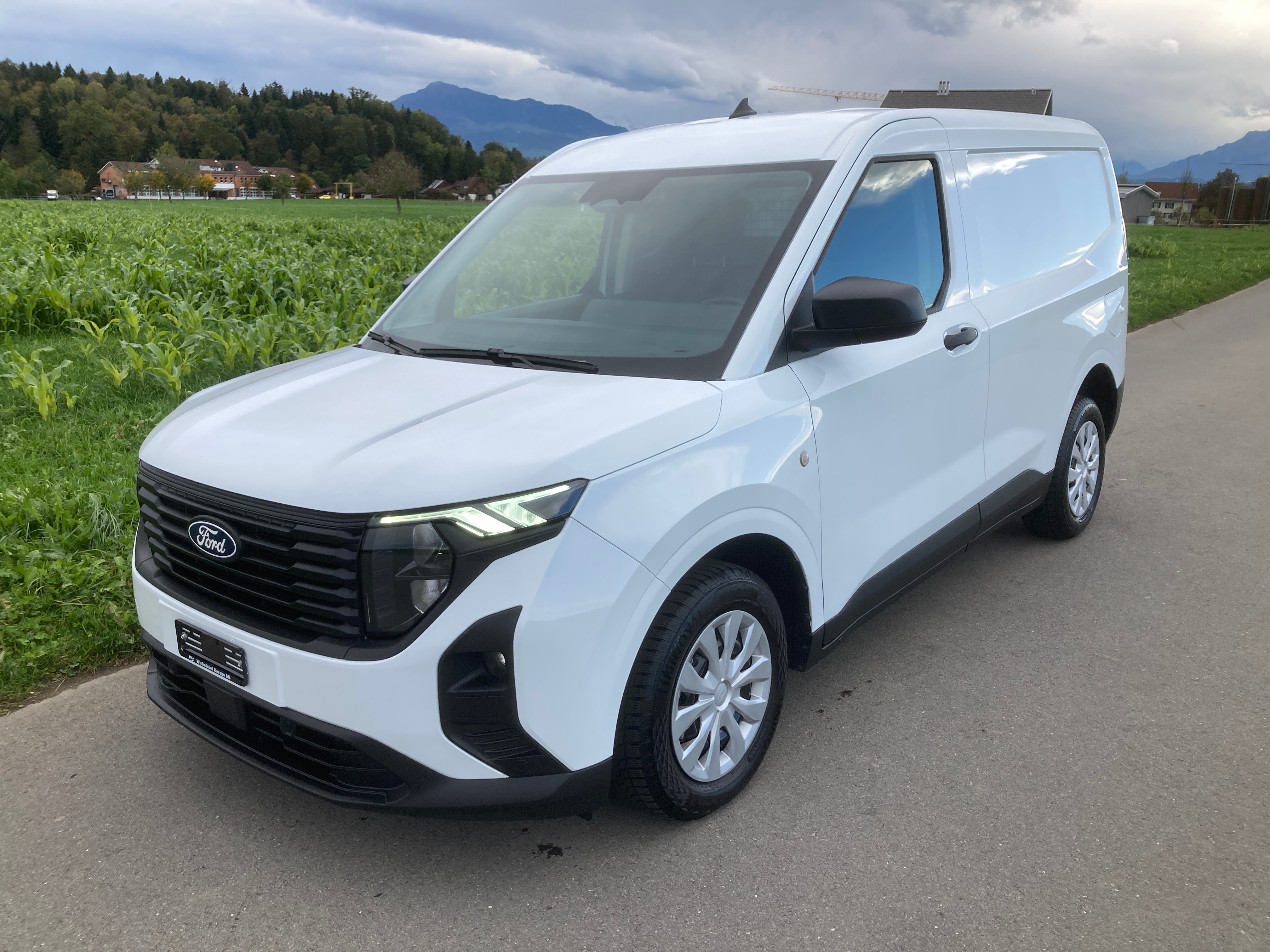Car photo