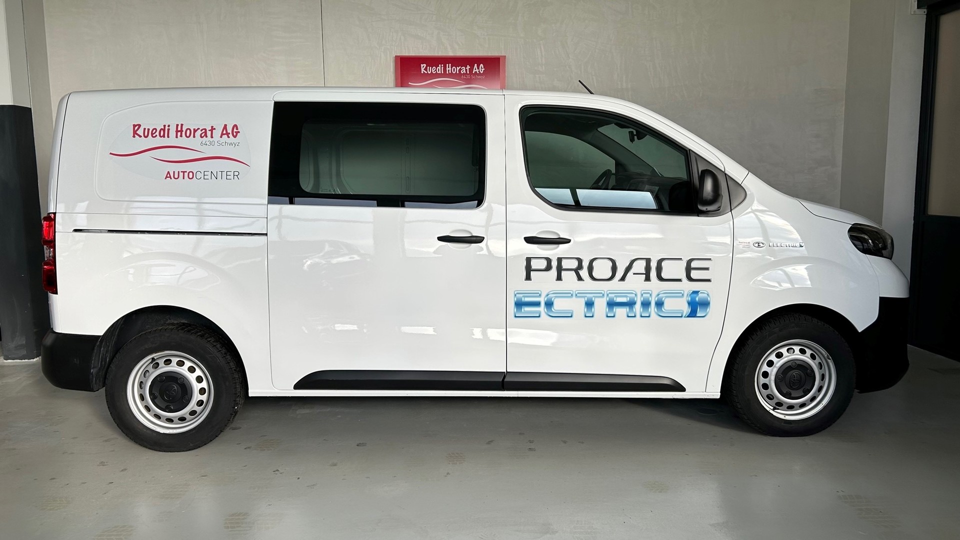 TOYOTA PROACE Van L1 H.kl.50KWh 7kW O.Act.-image-5
