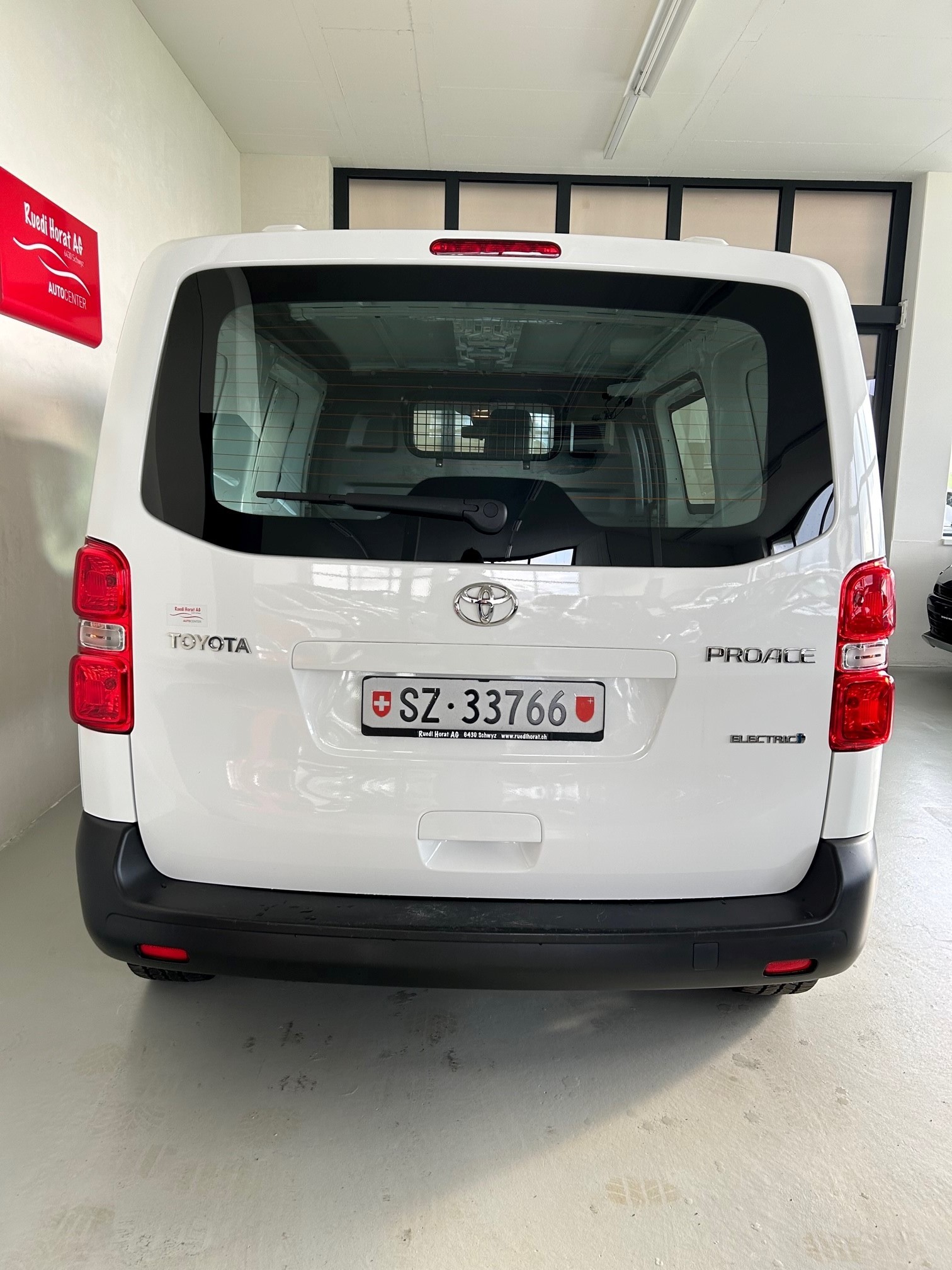 TOYOTA PROACE Van L1 H.kl.50KWh 7kW O.Act.-image-4