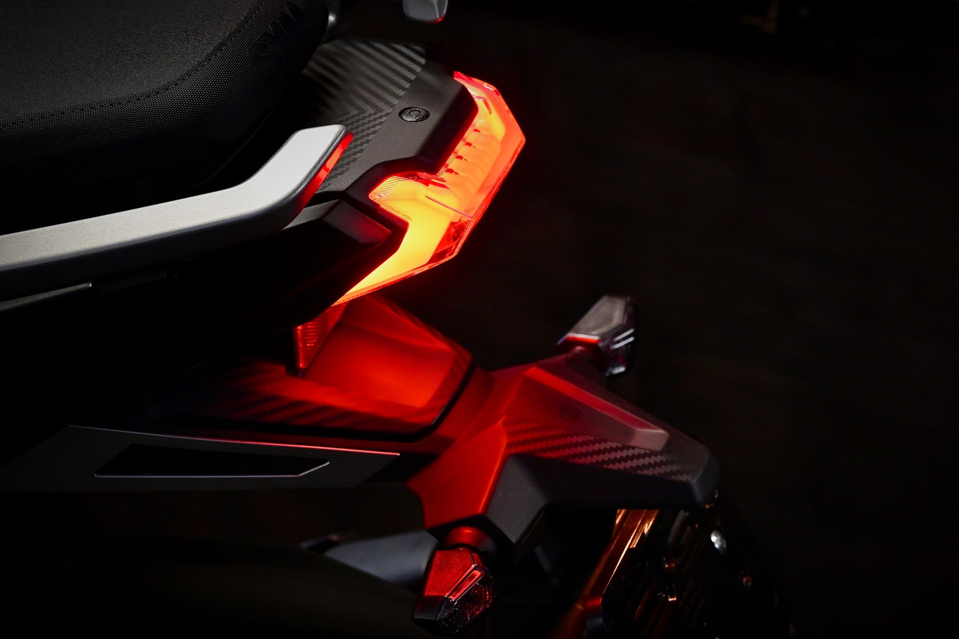 SYM ADX 125 LC ABS TCS KEYLESS-image-8