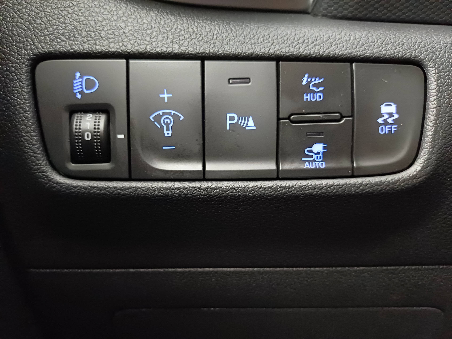 HYUNDAI Kona Electric Vertex-image-14