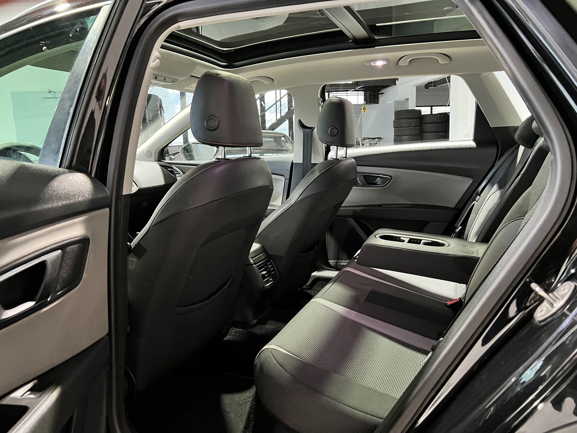 SEAT Leon ST 2.0 TDI X-Perience 4Drive DSG-image-15