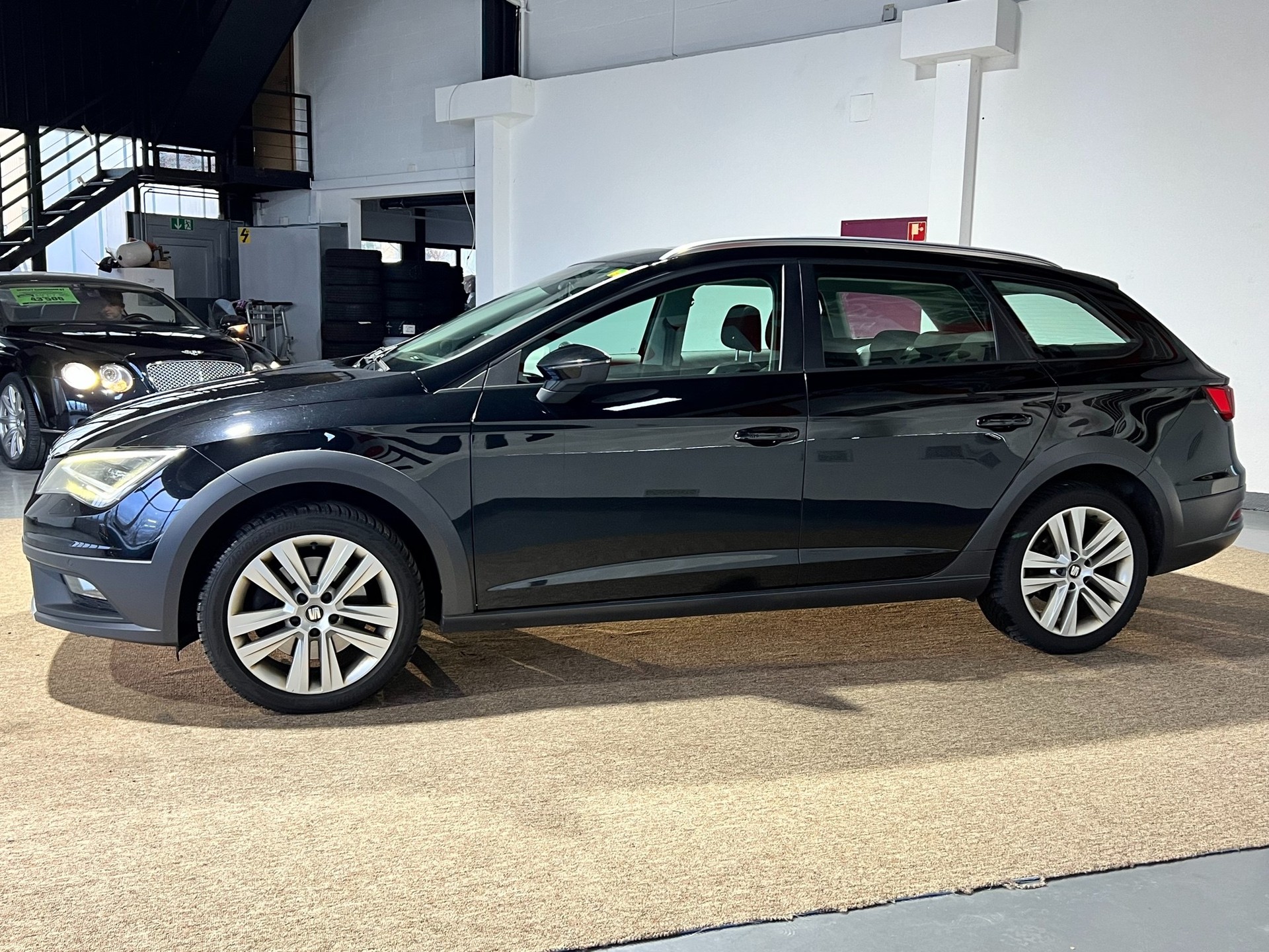 SEAT Leon ST 2.0 TDI X-Perience 4Drive DSG-image-6