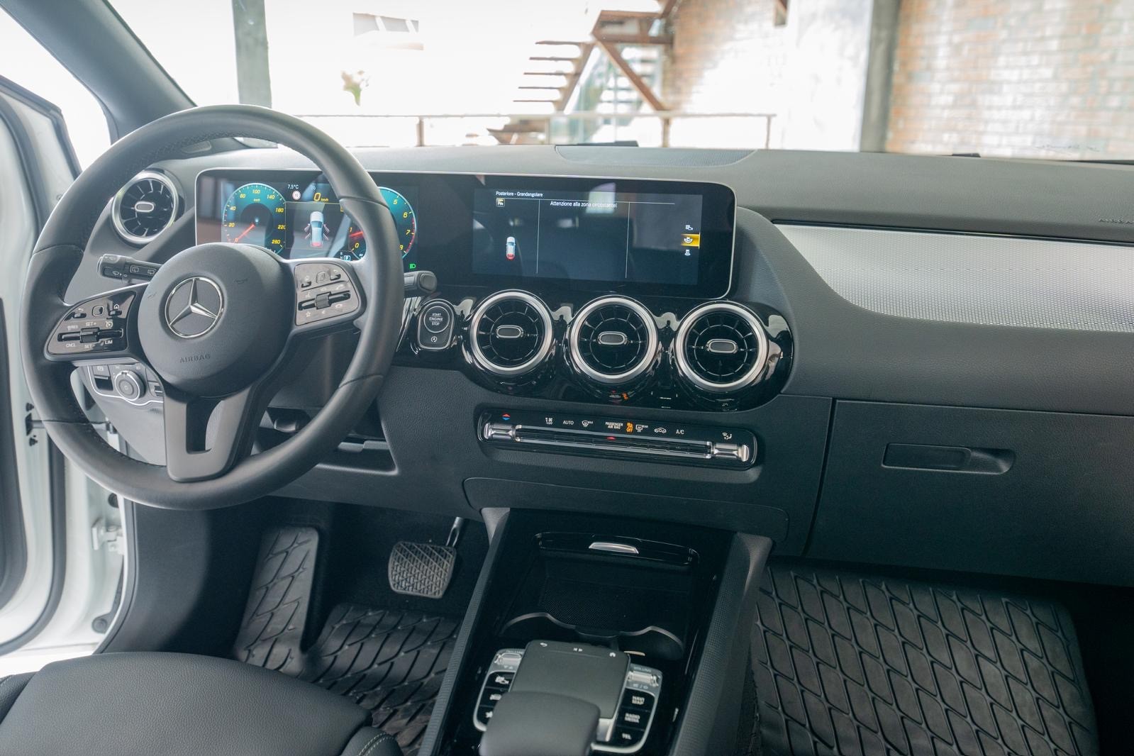 MERCEDES-BENZ B 220 4Matic Style 7G-DCT-image-8