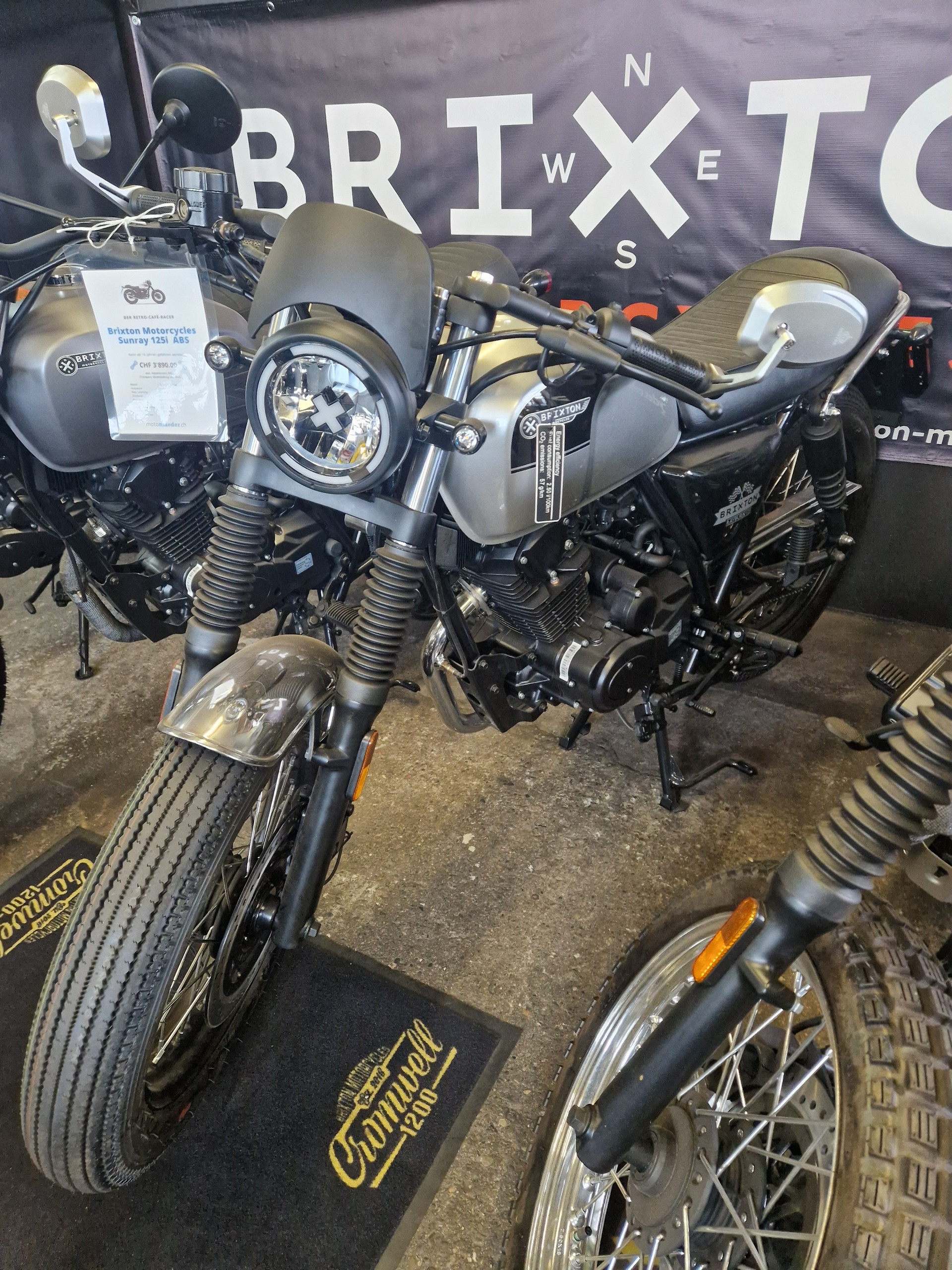 BRIXTON Café Racer-image-1