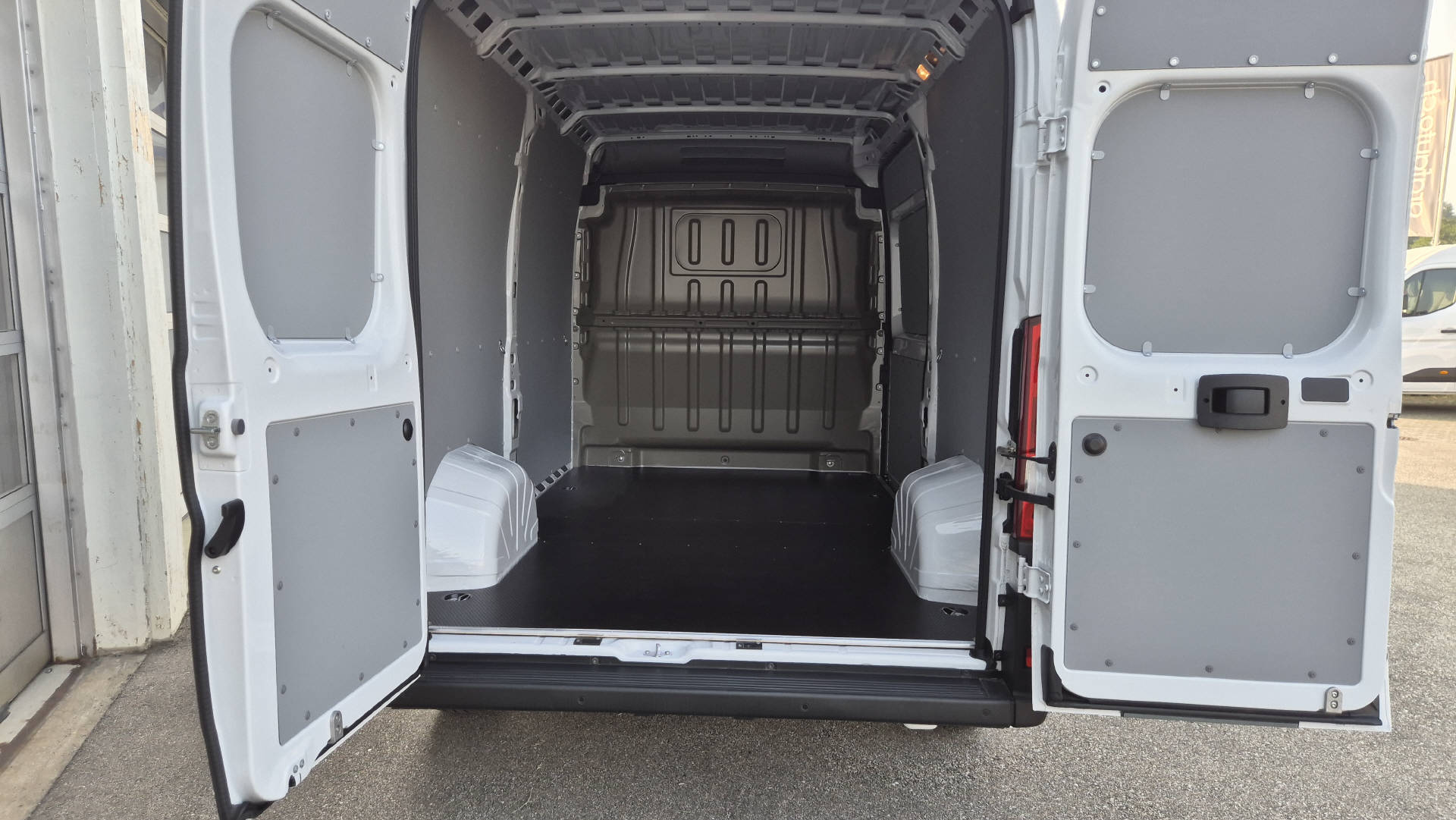 FIAT Ducato 290 35 Kaw. 3450 H2 2.2-image-15