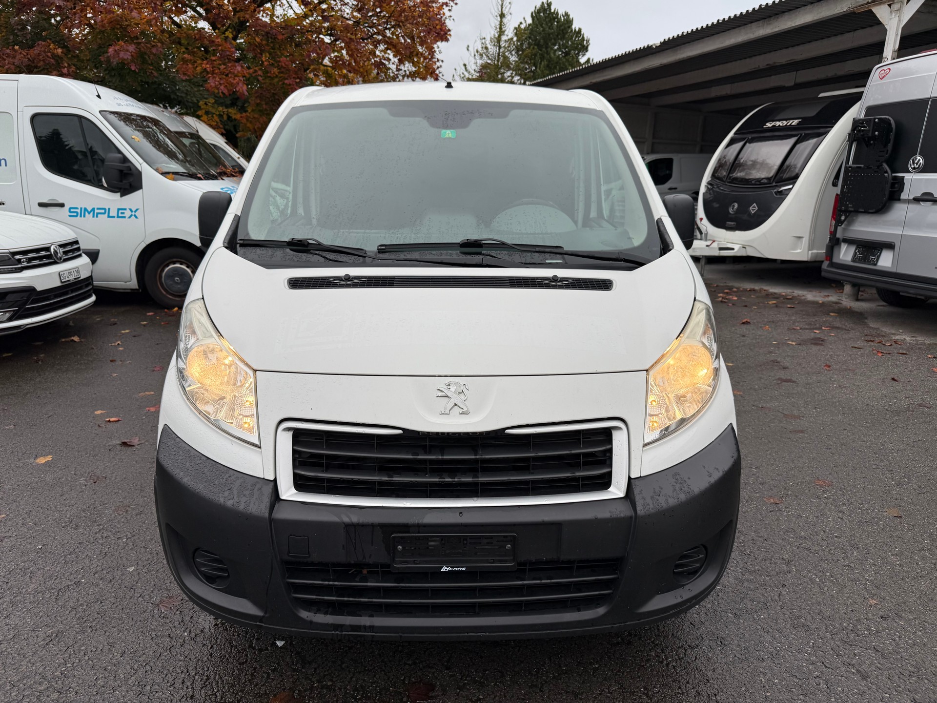 PEUGEOT Expert 2.0 HDi 229 L2H1-image-7
