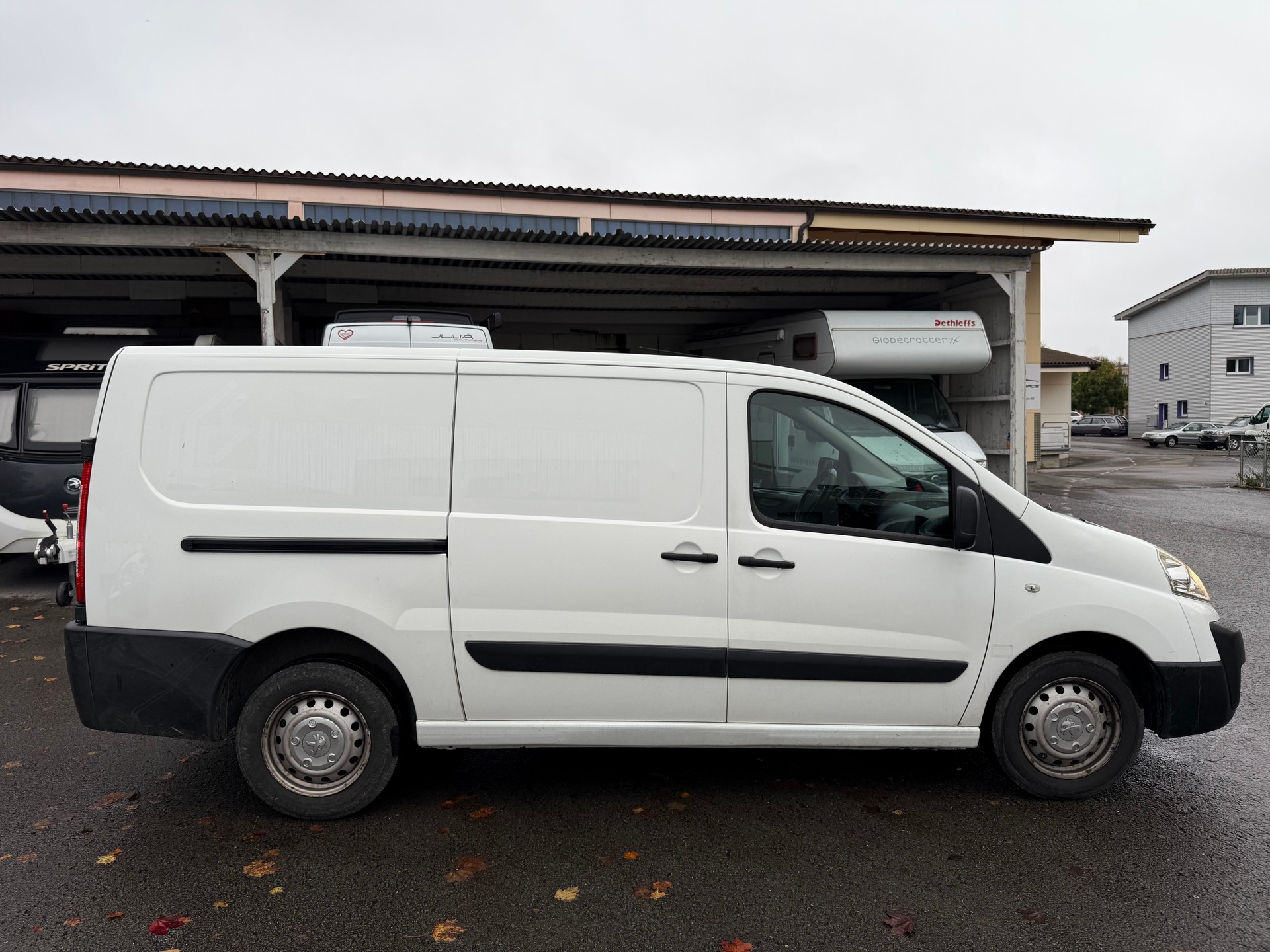 PEUGEOT Expert 2.0 HDi 229 L2H1-image-5