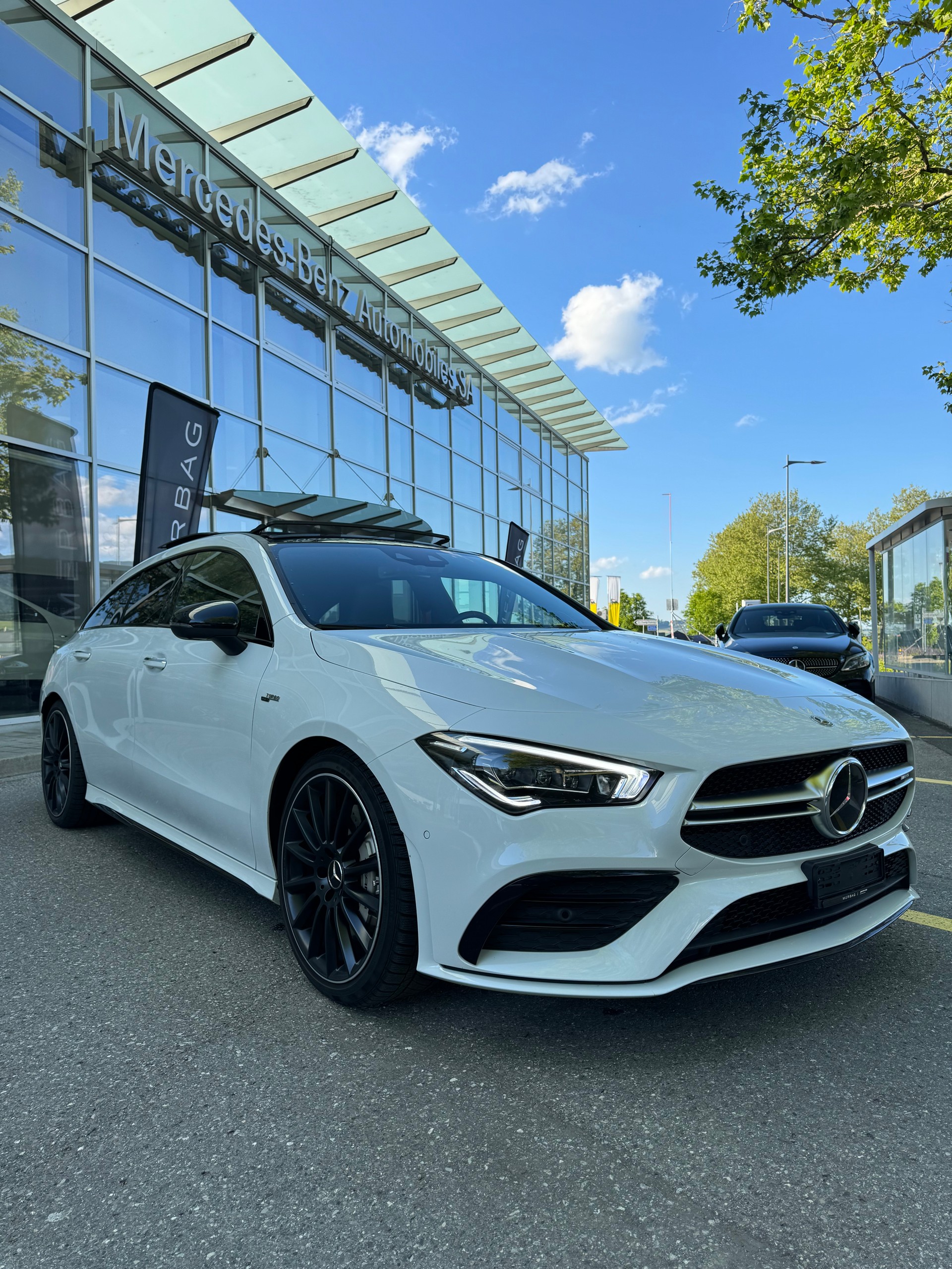 MERCEDES-BENZ CLA 35 AMG Shooting Brake 4Matic 7G-DCT-image-1